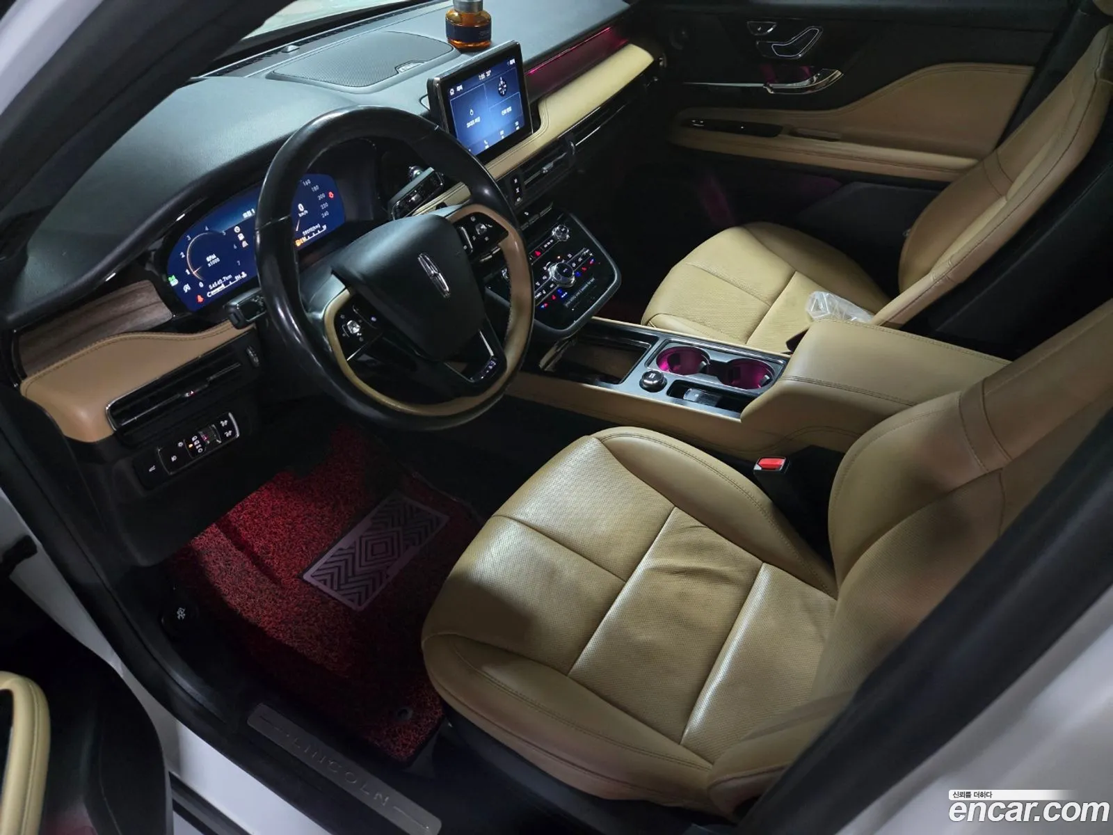 Lincoln Corsair I 20 Reserve Awd 2021 - фотография 4562492