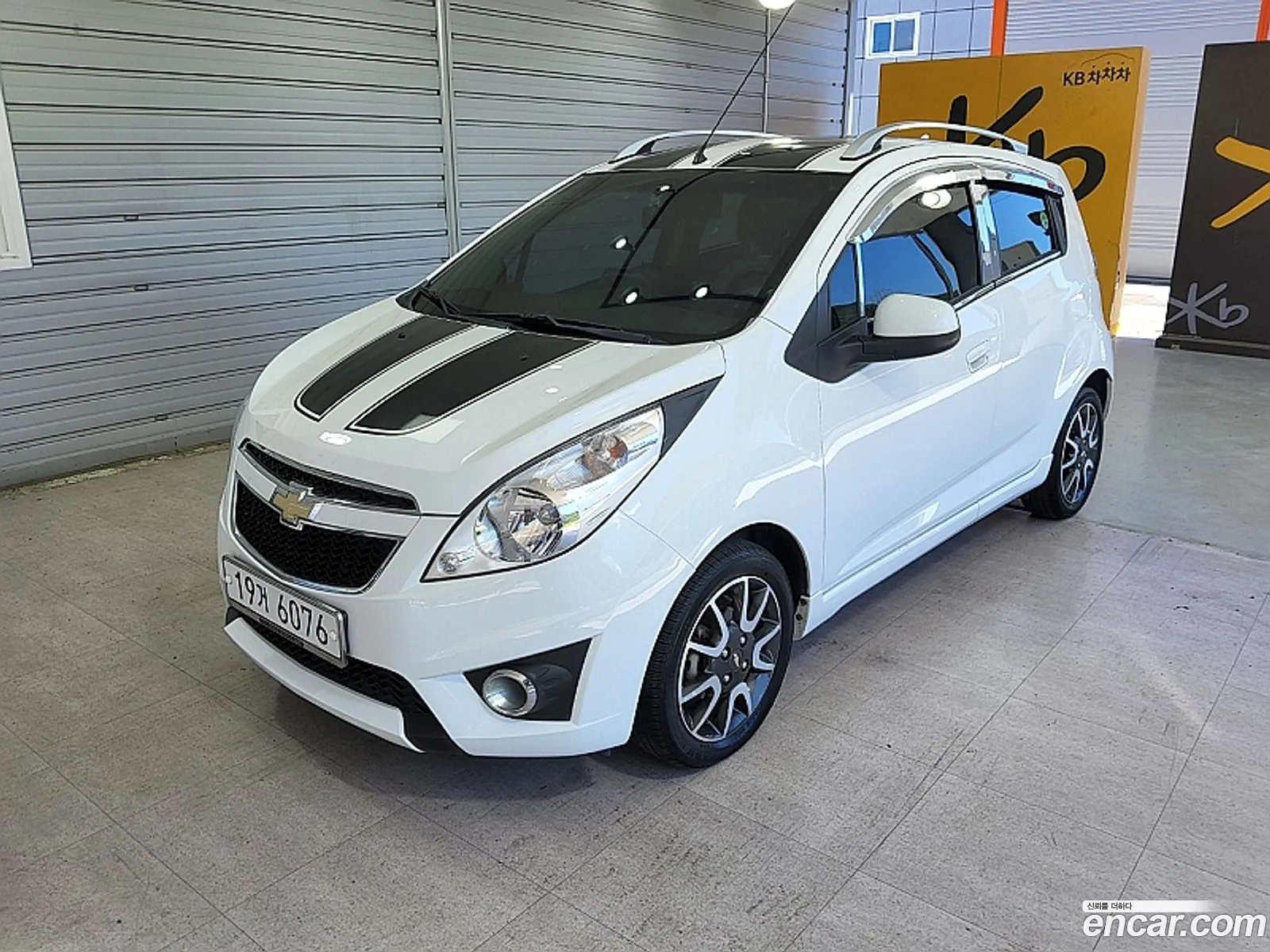 Chevrolet Spark Iii Stripe Edition 2012 - фотография 18949111