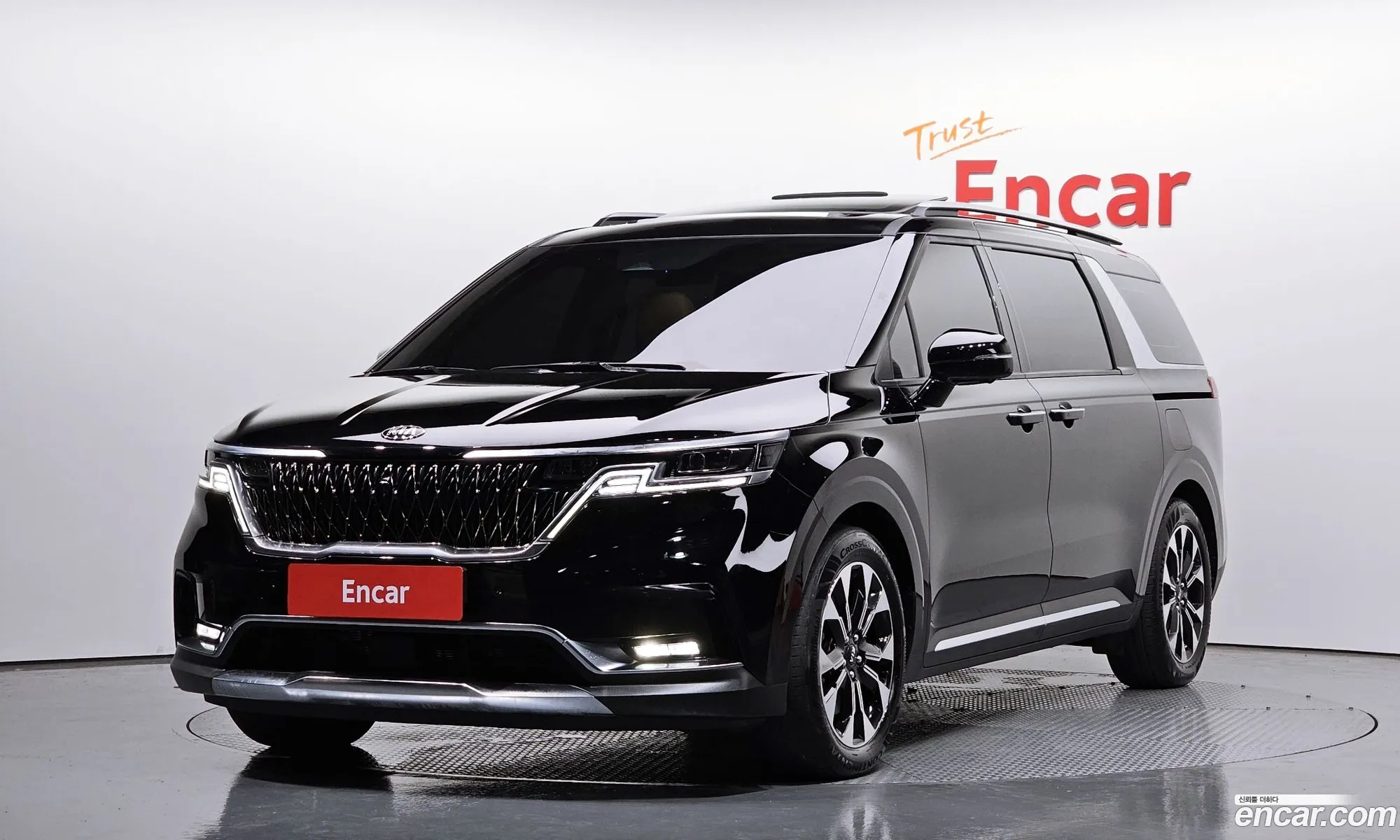 Kia Carnival Gasoline 9-Seater Signature 2021 - фотография 11334140
