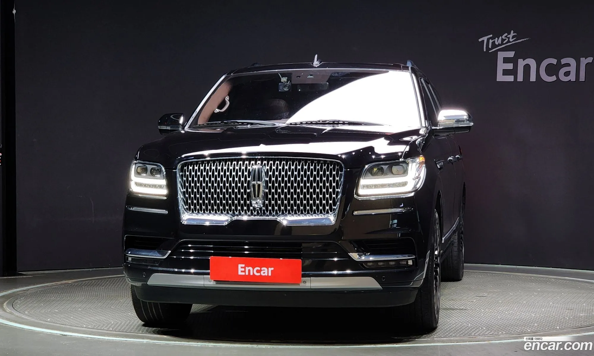 Lincoln Navigator Iv 35L 2020 - фотография 4562544