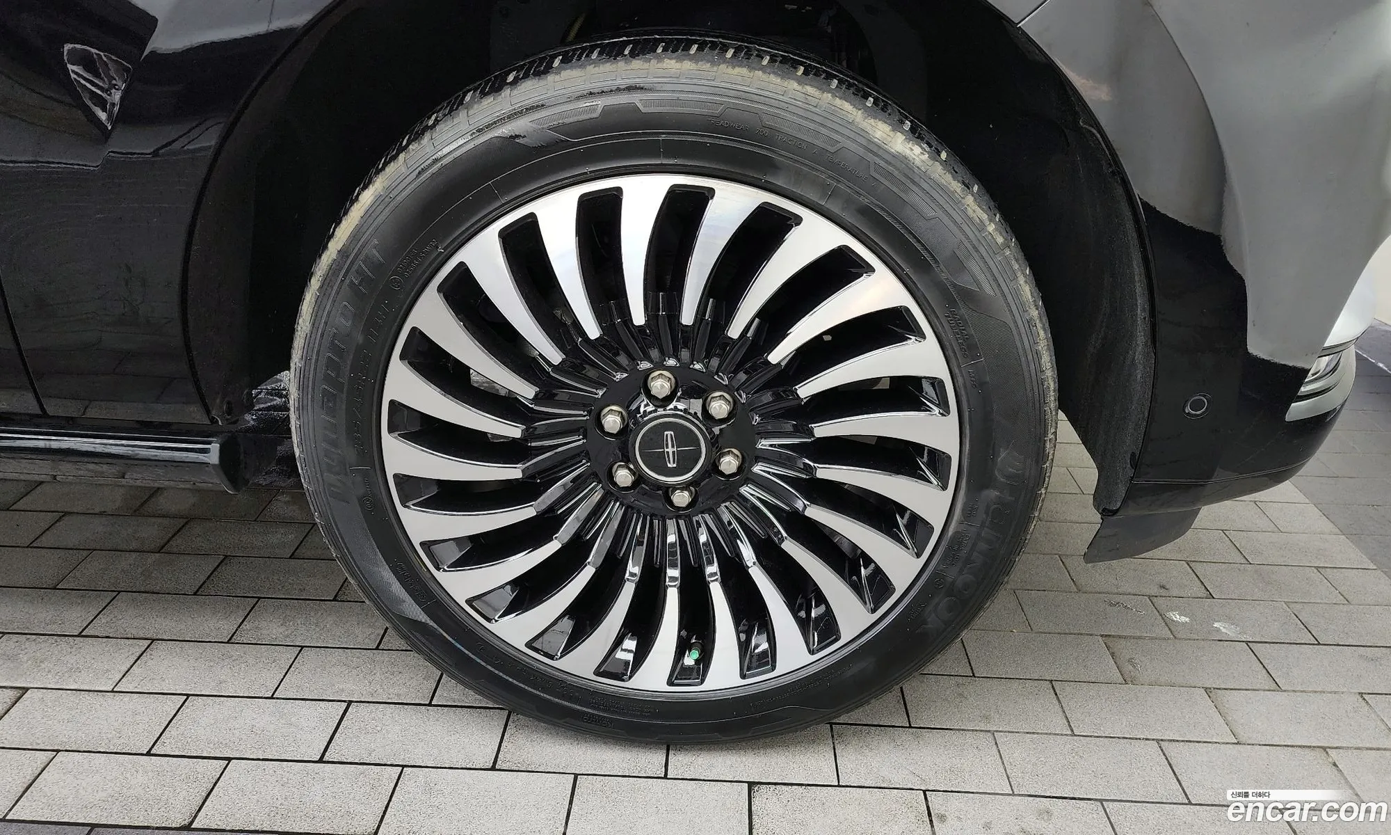 Lincoln Navigator Iv 35L 2020 - фотография 4562546