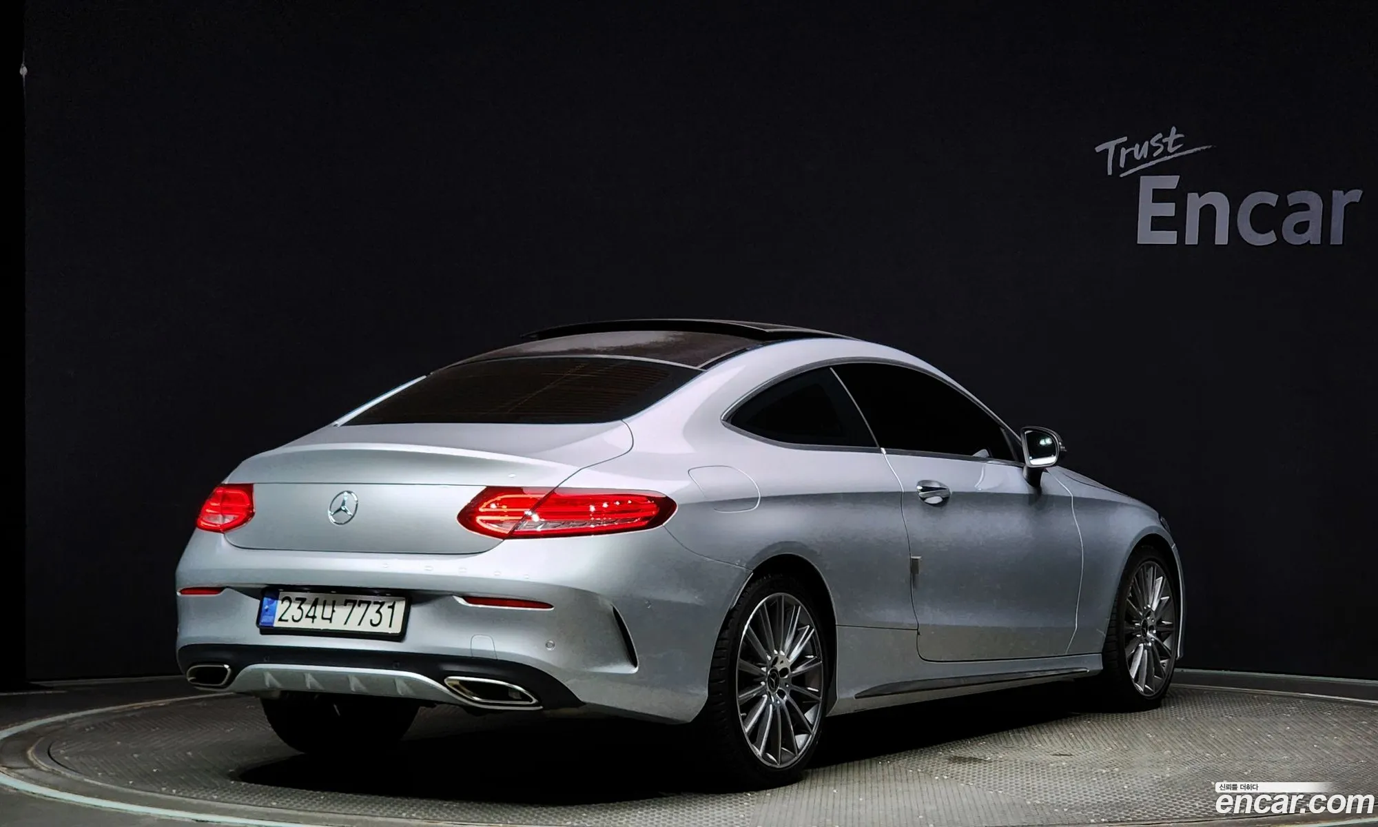 Mercedes-Benz C-Klasse Iv W205 C200 Coupe 2017 - фотография 17998548