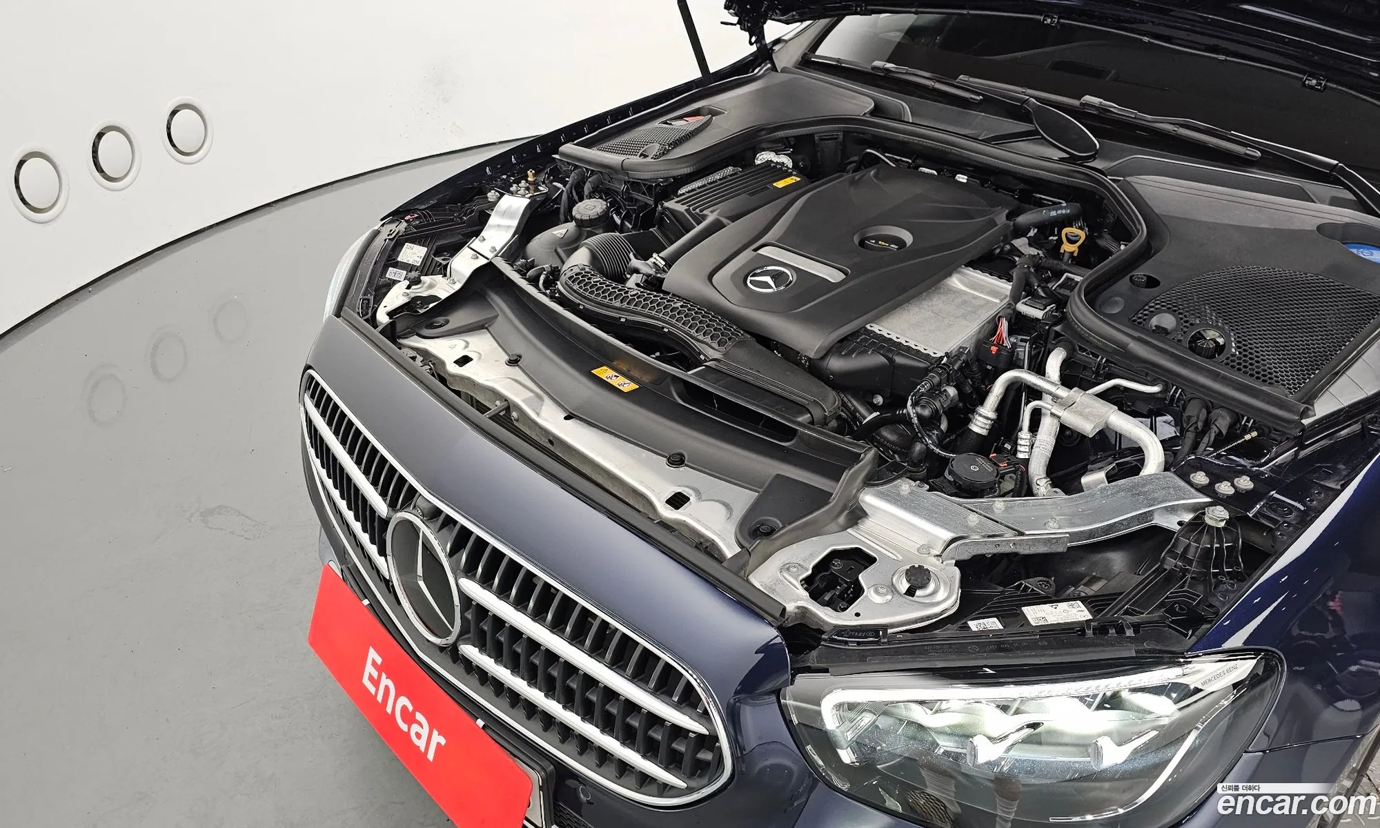 Mercedes-Benz E-Klasse E250 Avantgarde 2023 - фотография 17945710