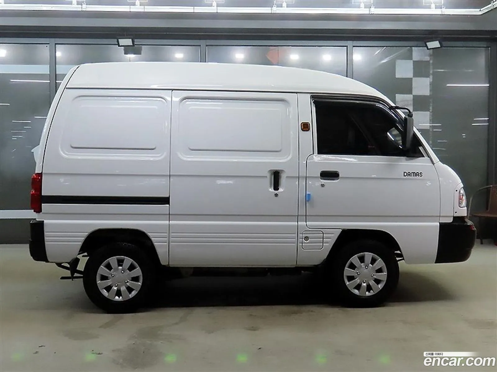 Chevrolet Damas 2-Seater Panel Van 2021 - фотография 18876828
