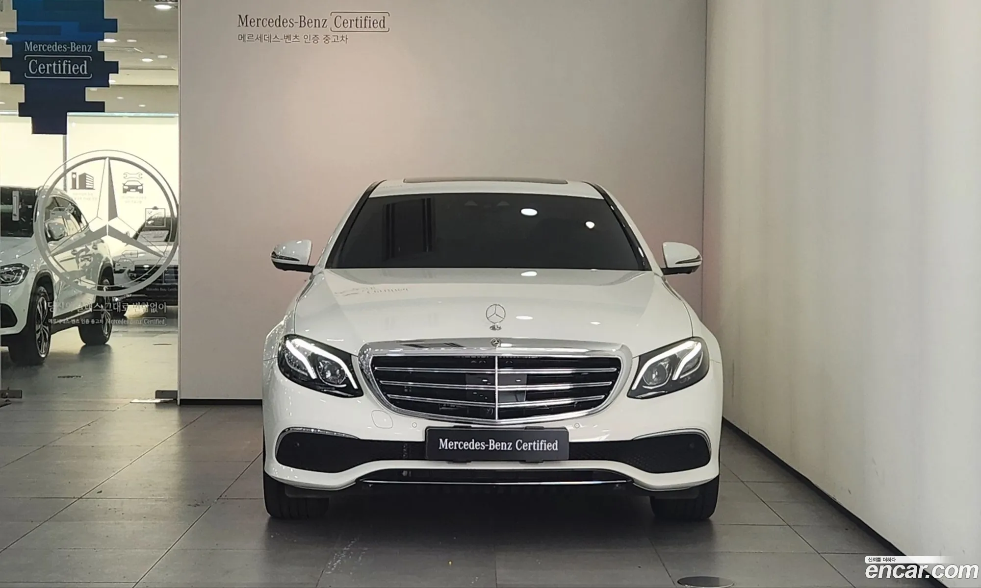 Mercedes-Benz E-Klasse V W213 S213 C238 E300 4Matic Exclusive 2020 - фотография 17998537