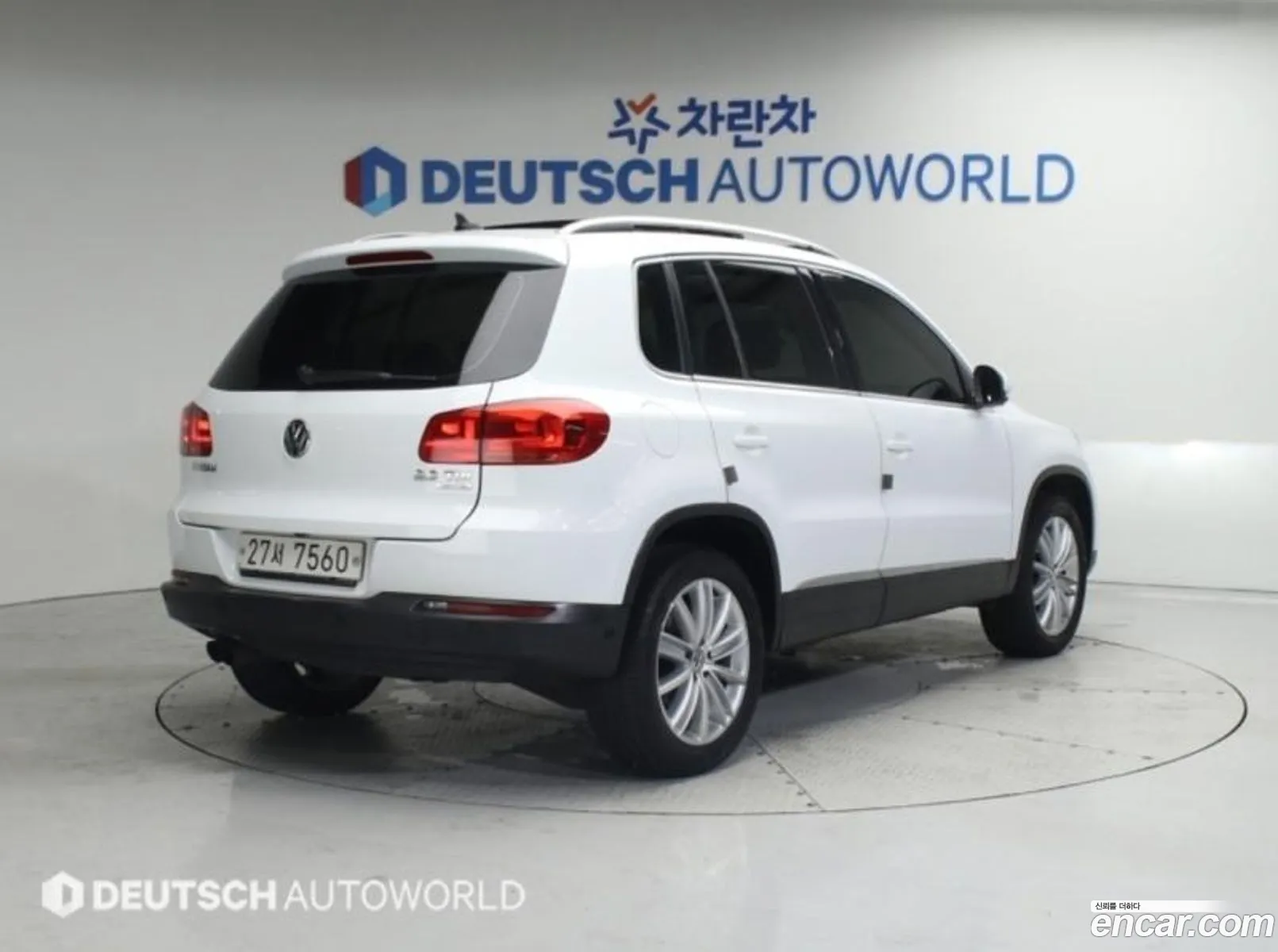 Volkswagen Tiguan I 20 Tdi Premium 2015 - фотография 6800190