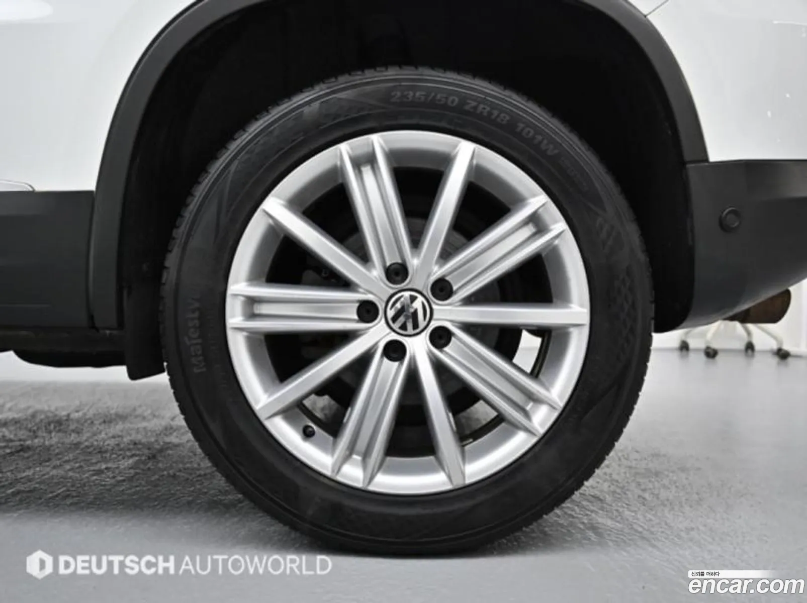Volkswagen Tiguan I 20 Tdi Premium 2015 - фотография 6800193