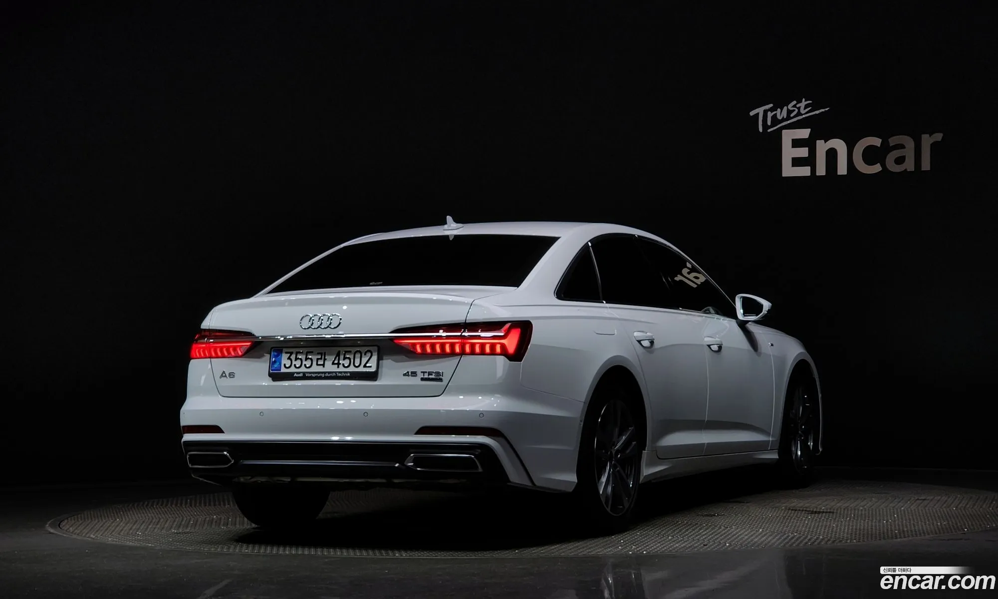 Audi A6 45 Tfsi Quattro Premium 2023 - фотография 7532524
