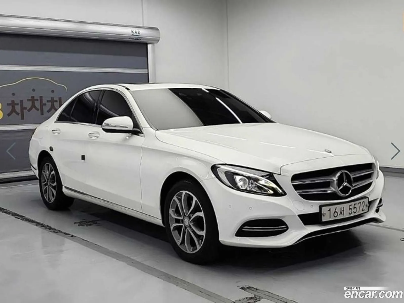 Mercedes-Benz C-Klasse C200 Avant Garde 2015 - фотография 17978335