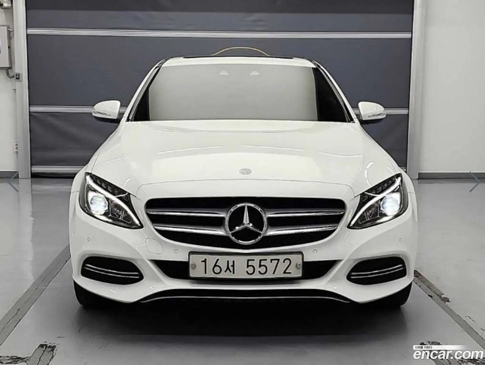 Mercedes-Benz C-Klasse C200 Avant Garde 2015 - фотография 17978336