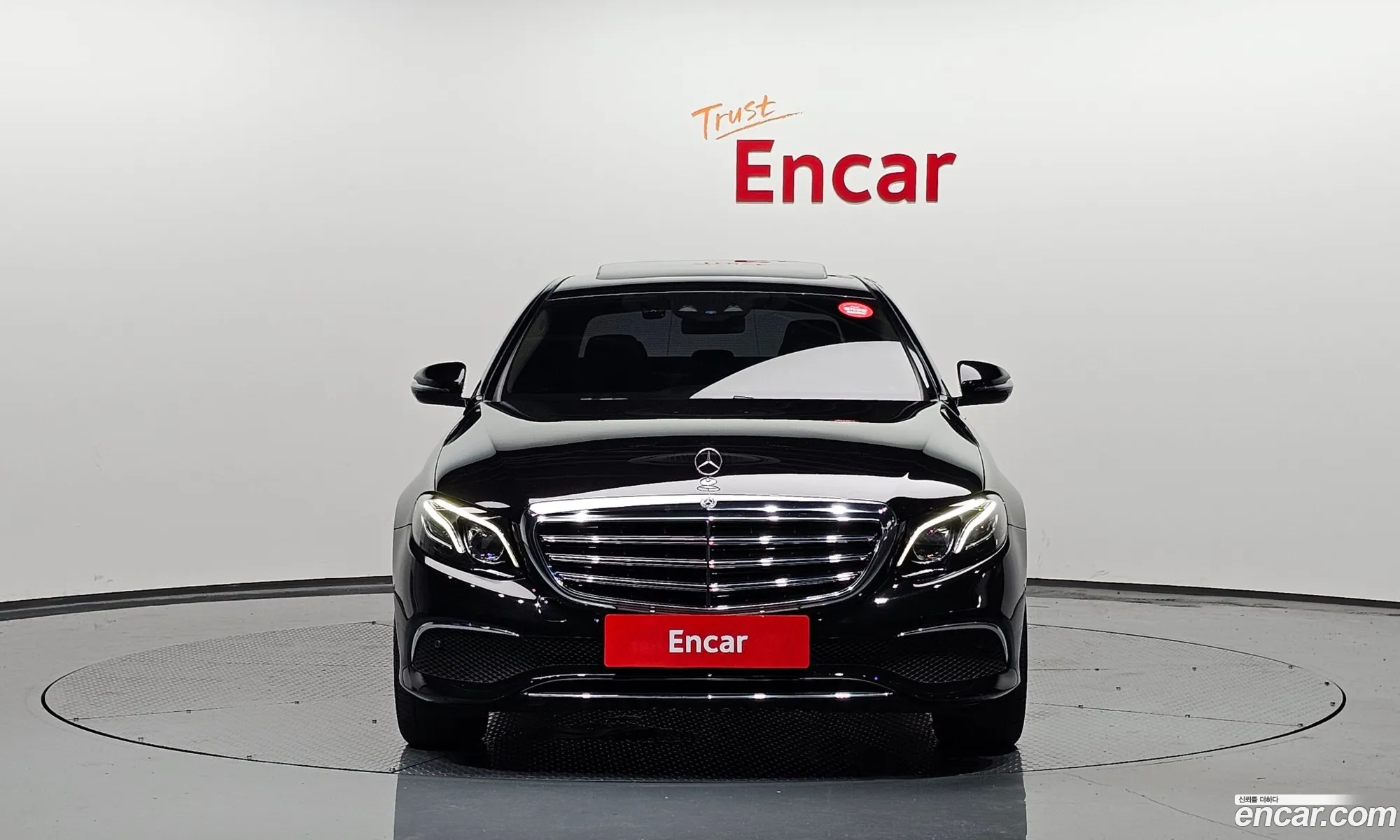 Mercedes-Benz E-Klasse V W213 S213 C238 E220D 4Matic Exclusive 2018 - фотография 18033619