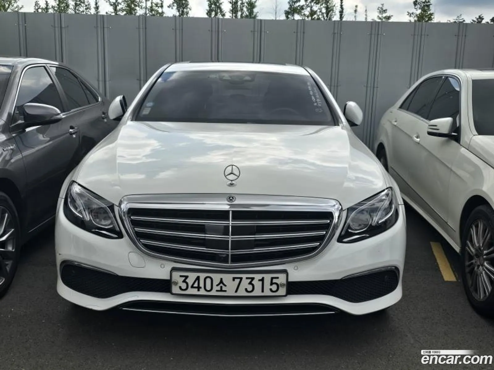 Mercedes-Benz E-Klasse V W213 S213 C238 E300 4Matic Exclusive 2020 - фотография 17998583
