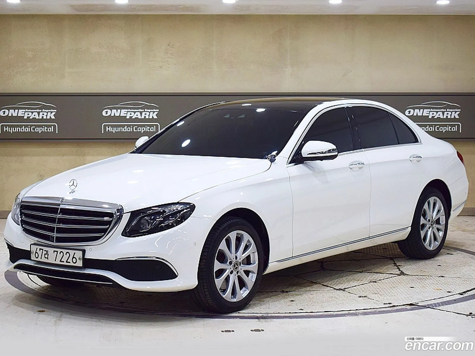 Mercedes-Benz E-Klasse V W213 S213 C238 E300 4Matic Exclusive 2019 - фотография 17998559