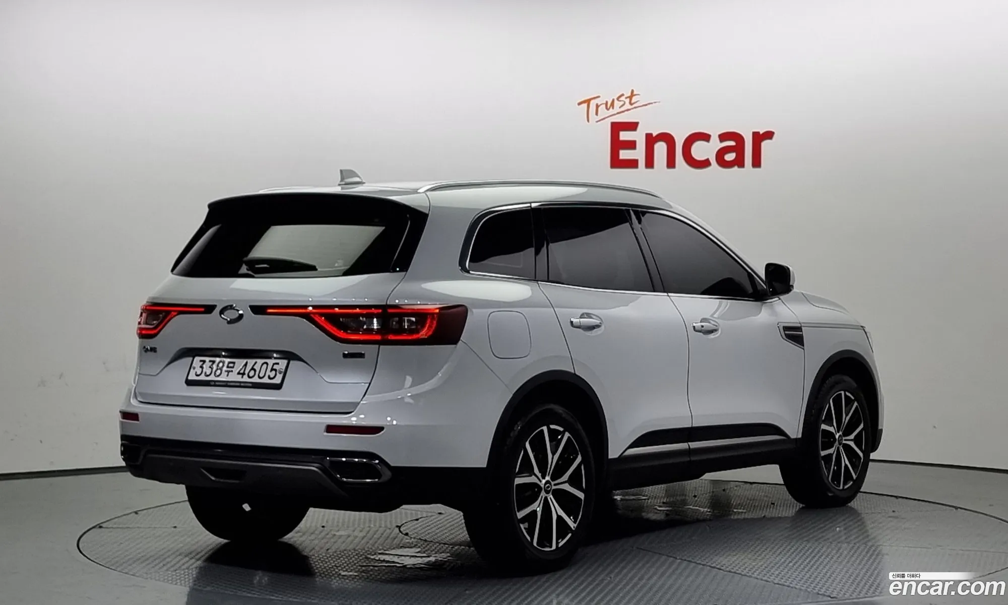 Renault Samsung Qm6 20 Gde Re Signature 2Wd 2020 - фотография 1361386