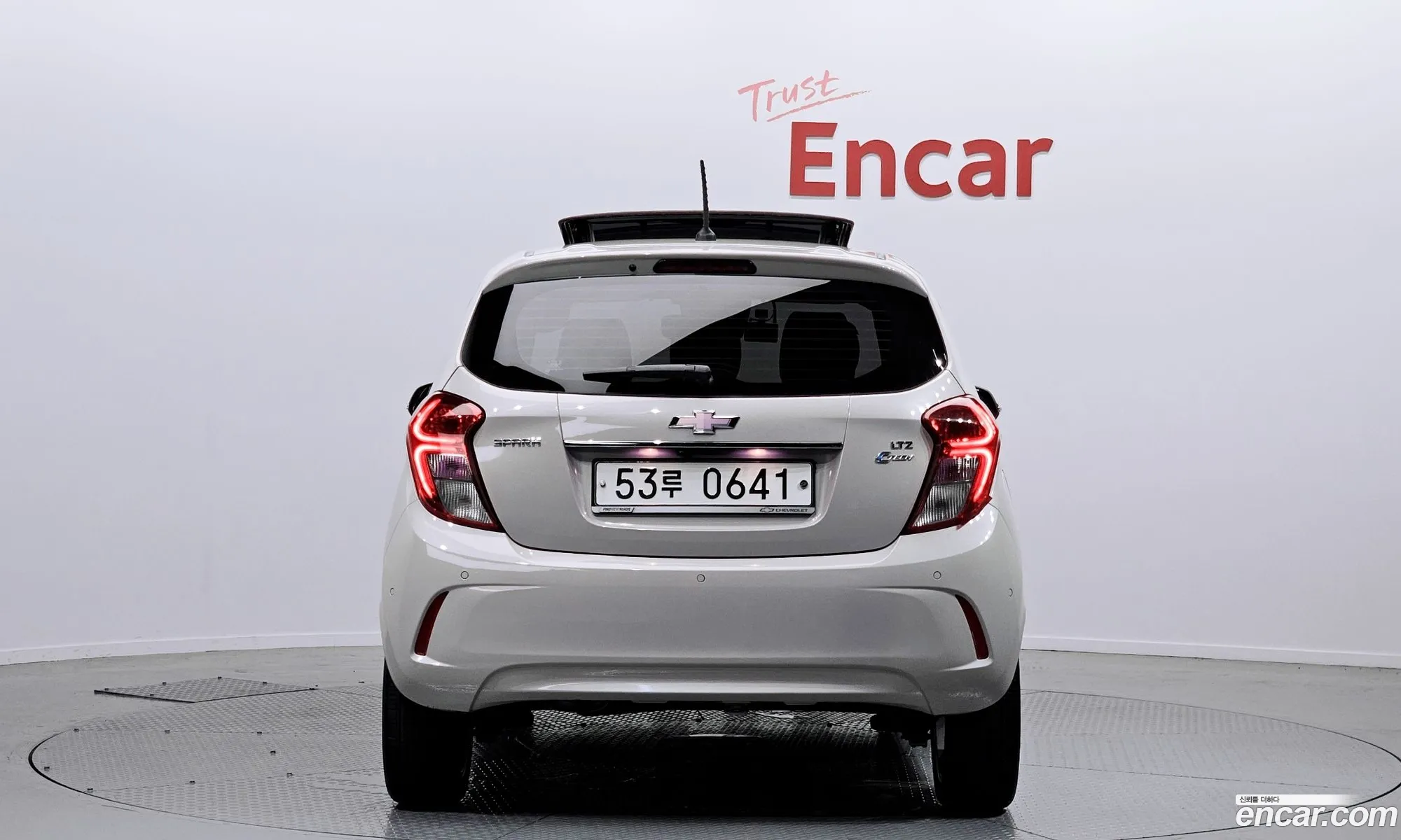 Chevrolet Spark Iv Ltz 2017 - фотография 18432114