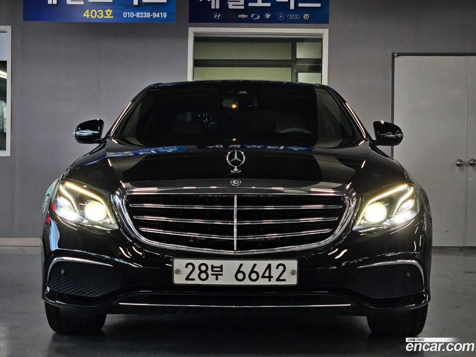 Mercedes-Benz E-Klasse E220D Exclusive 2017 - фотография 18033395