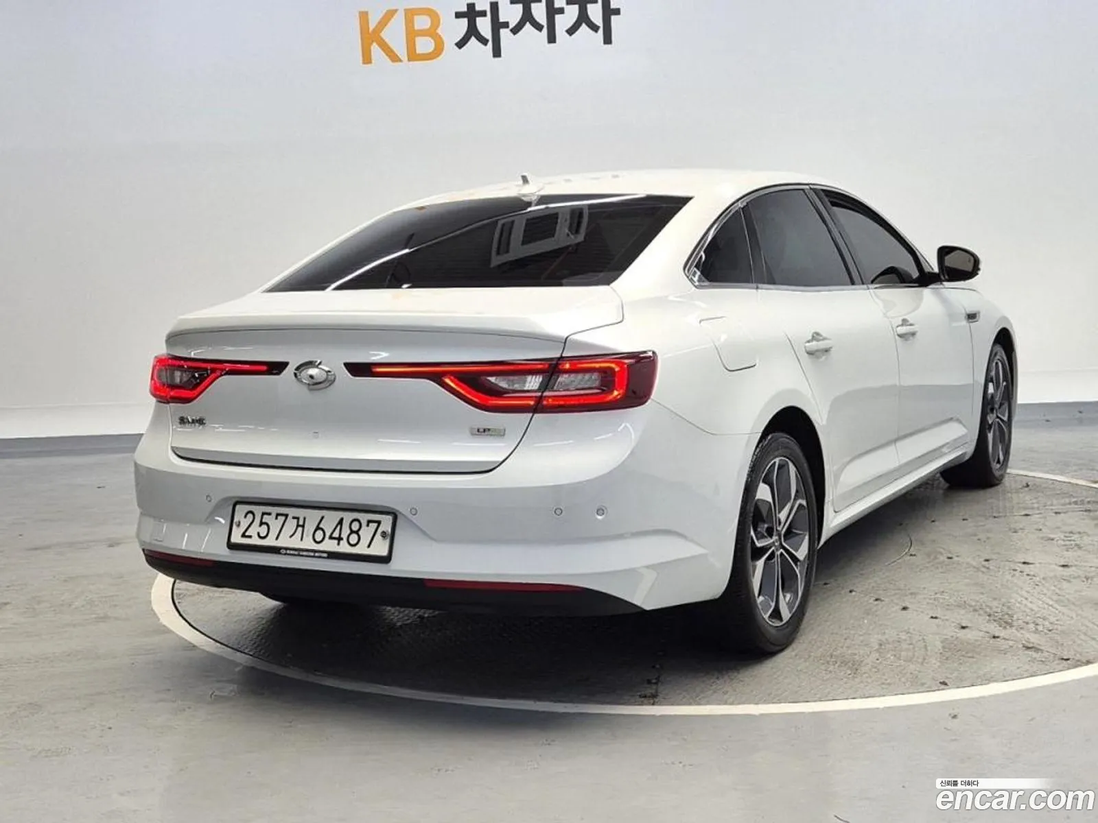 Renault Samsung Sm6 20 Lpe Re 2020 - фотография 1534252