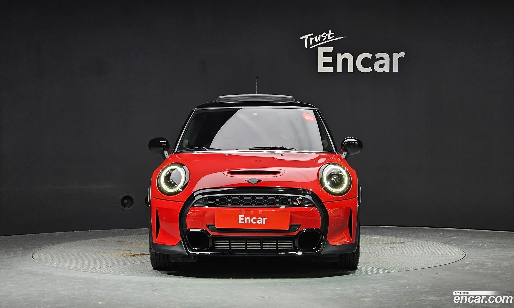 Mini Cooper Classic 2023 - фотография 6396680