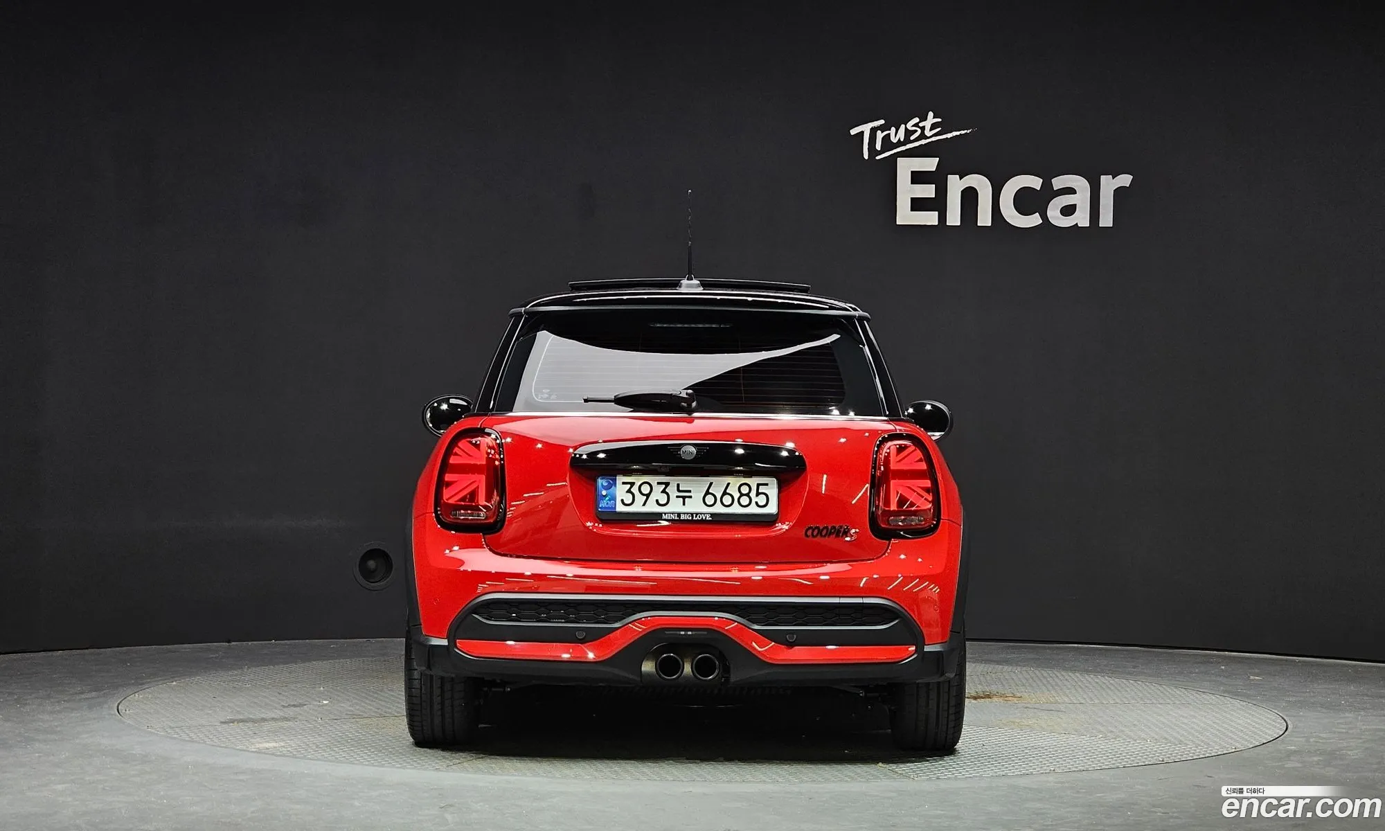 Mini Cooper Classic 2023 - фотография 6396681