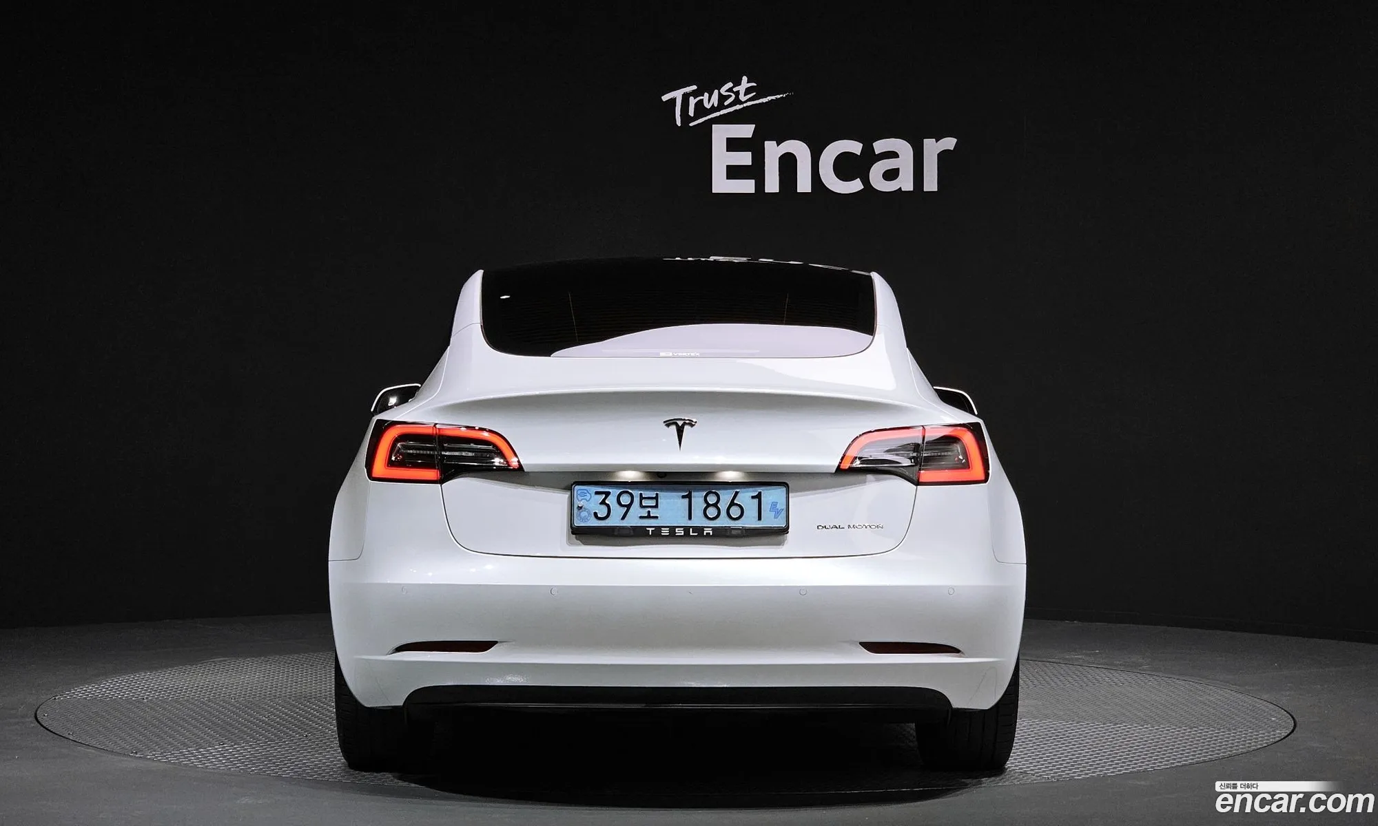 Tesla Model 3 I Long Range 2021 - фотография 15678345