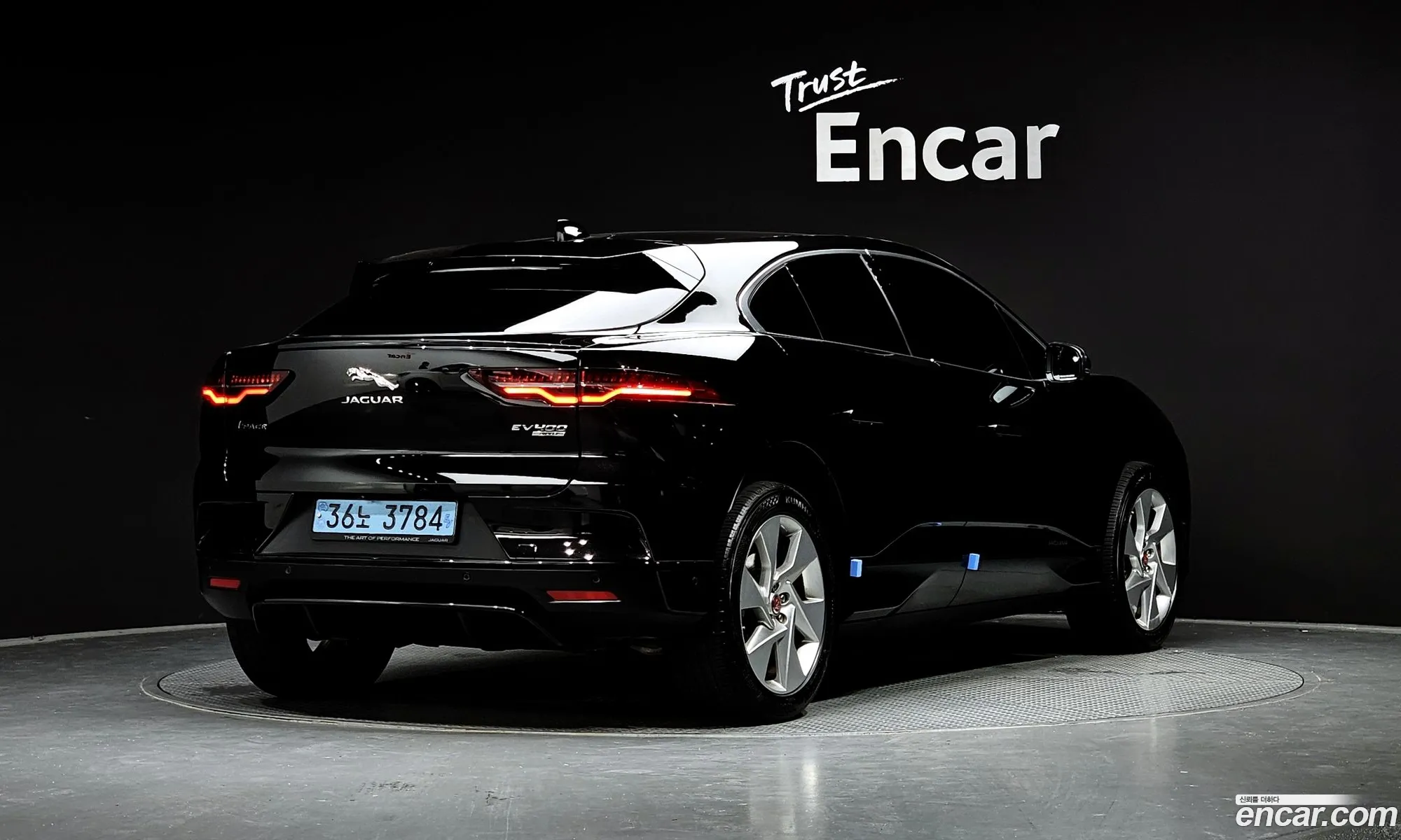 Jaguar I-Pace I Ev400Se 2019 - фотография 3500310