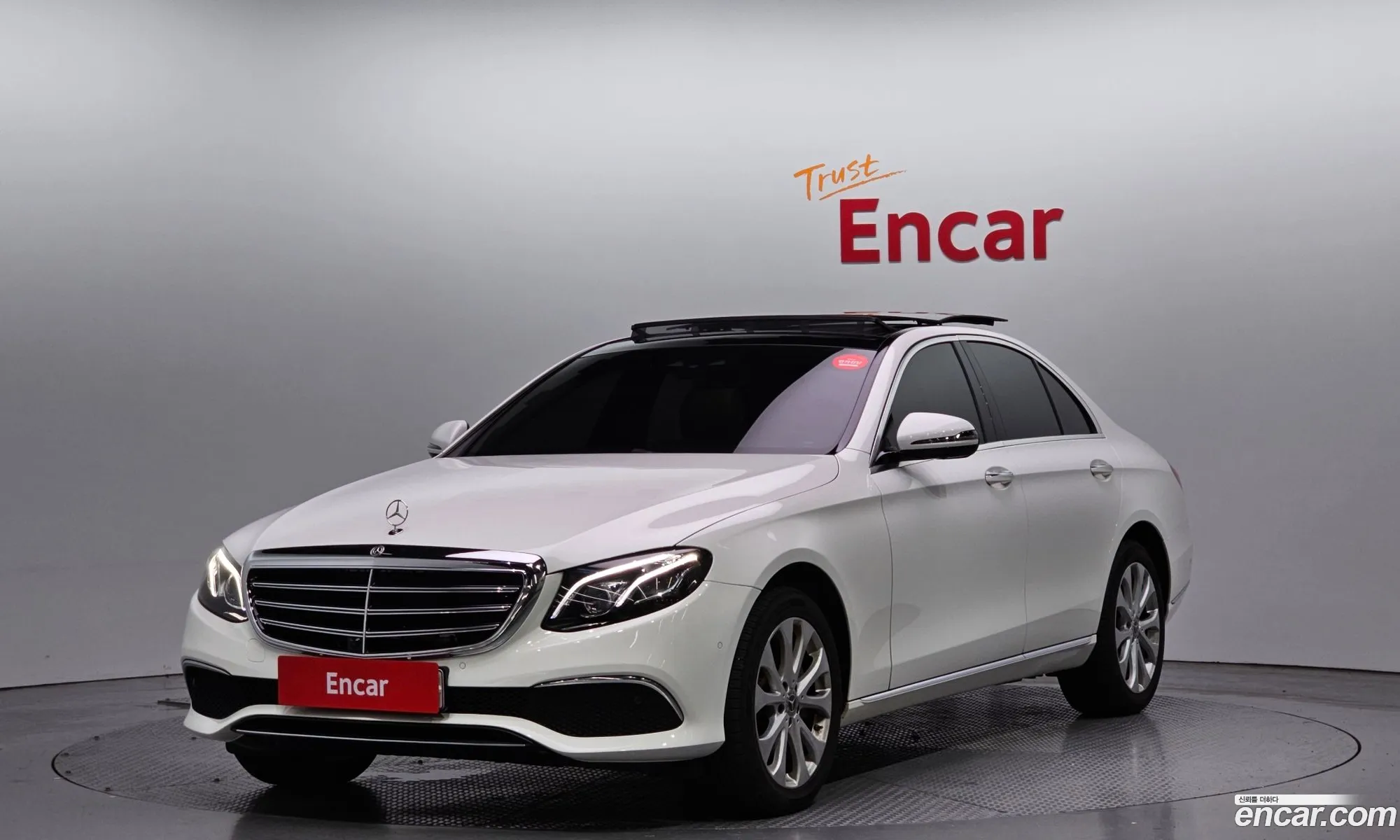 Mercedes-Benz E-Klasse V W213 S213 C238 E300 4Matic Exclusive 2019 - фотография 17867480