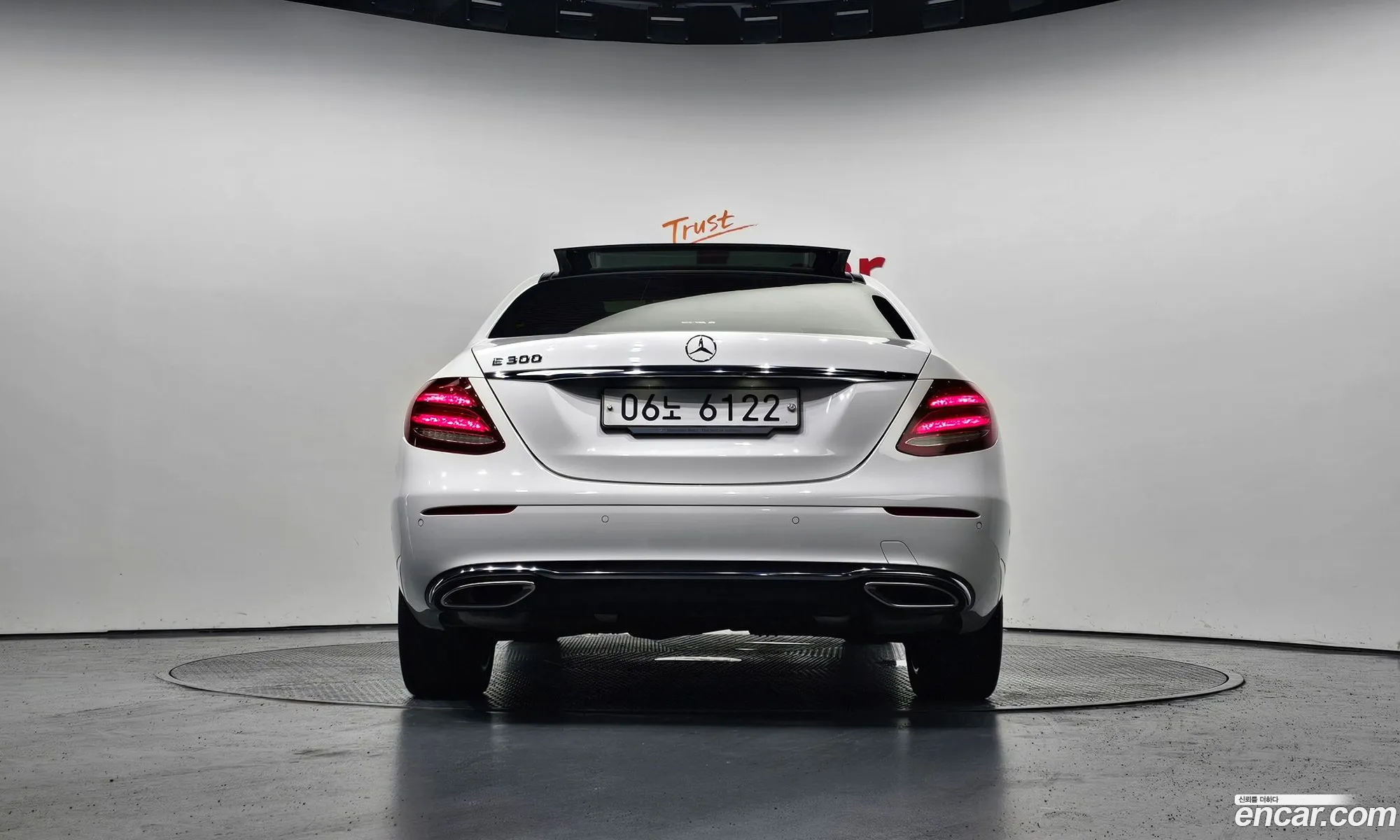 Mercedes-Benz E-Klasse V W213 S213 C238 E300 Avantgarde 2019 - фотография 17393298