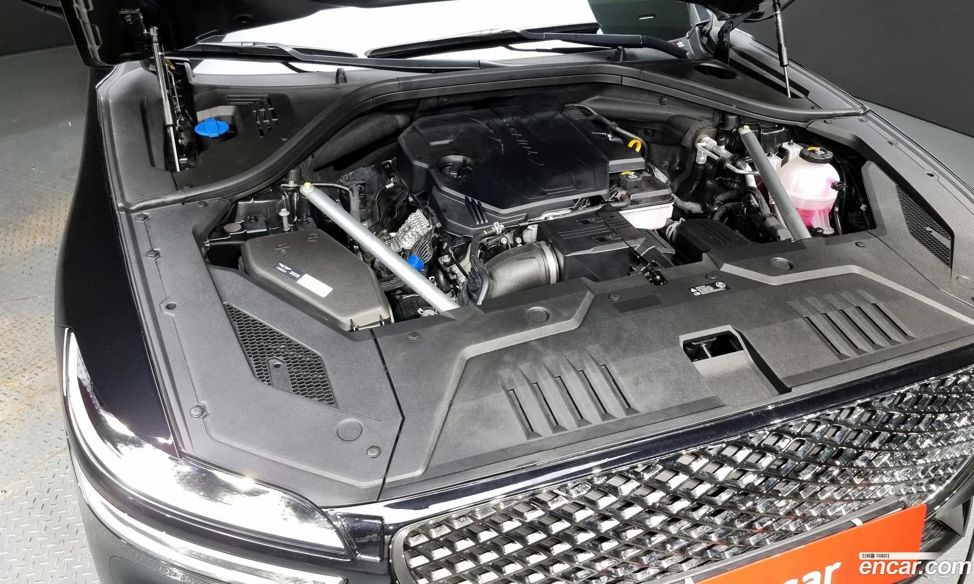 Genesis Gv70 25T Gasoline Awd - фотография 11874694