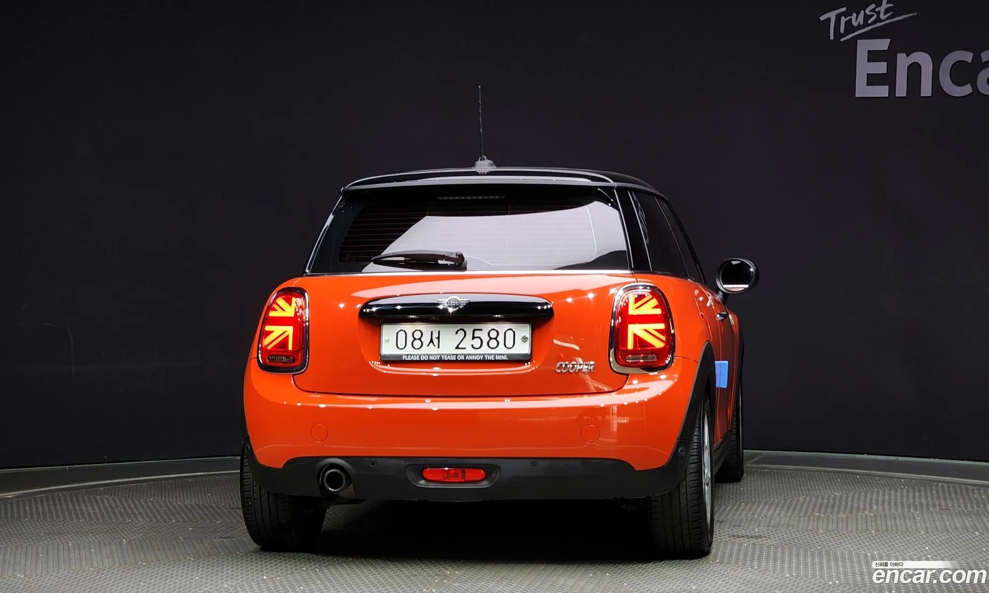 Mini Cooper High 3Rd Generation - фотография 9186282
