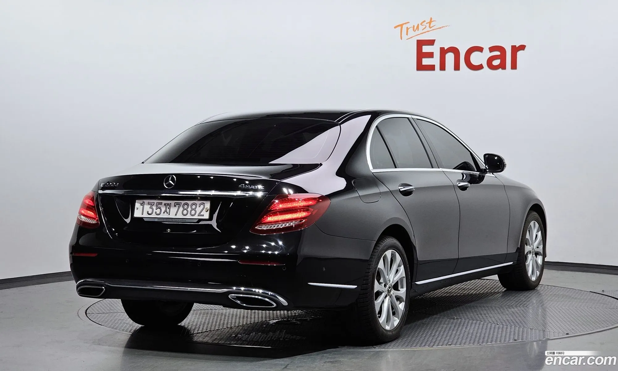 Mercedes-Benz E-Klasse V W213 S213 C238 E220D 4Matic Exclusive 2019 - фотография 12909555
