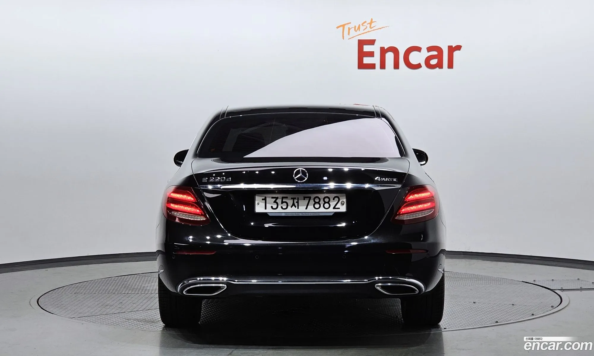Mercedes-Benz E-Klasse V W213 S213 C238 E220D 4Matic Exclusive 2019 - фотография 12909557