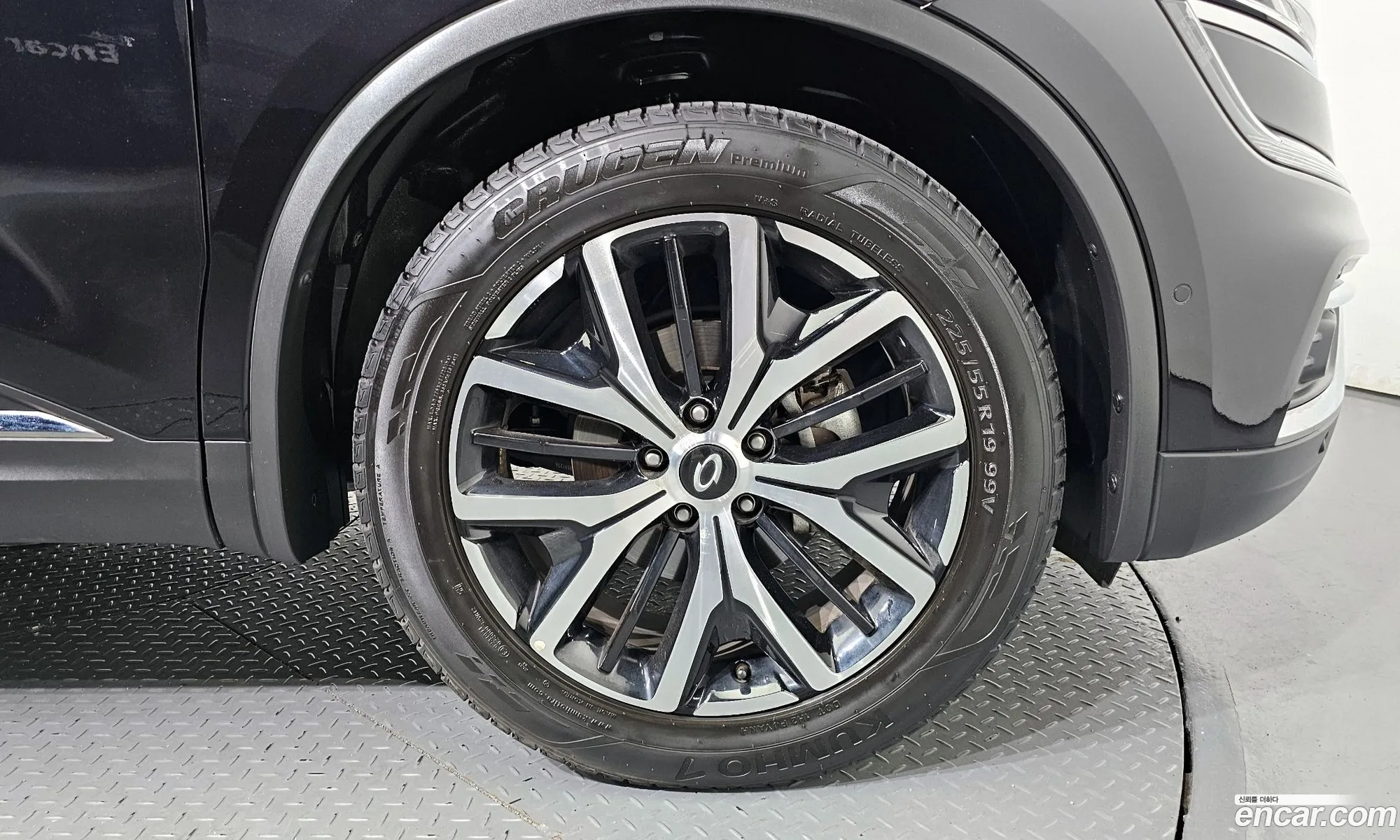 Renault Samsung Qm6 20 Gde Re Signature 2Wd 2020 - фотография 16303328