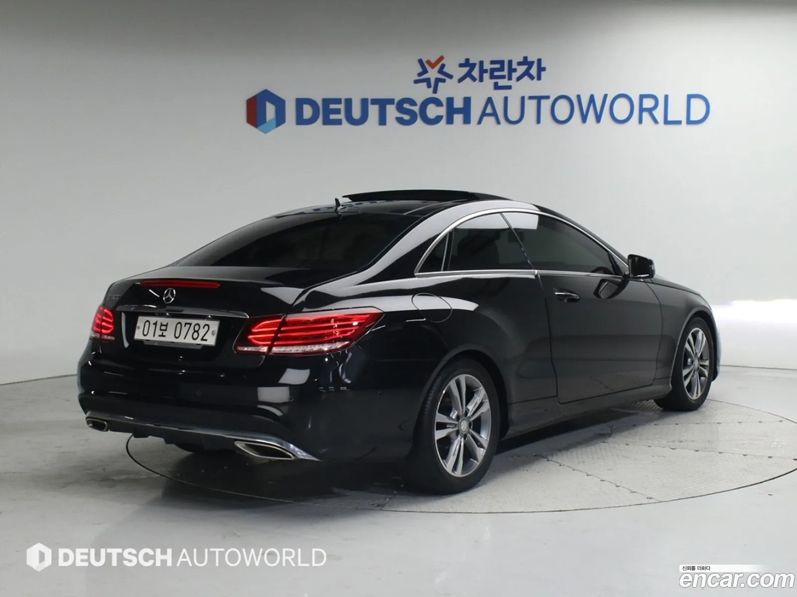 Mercedes-Benz E-Klasse E200 Coupe 2016 - фотография 17867469