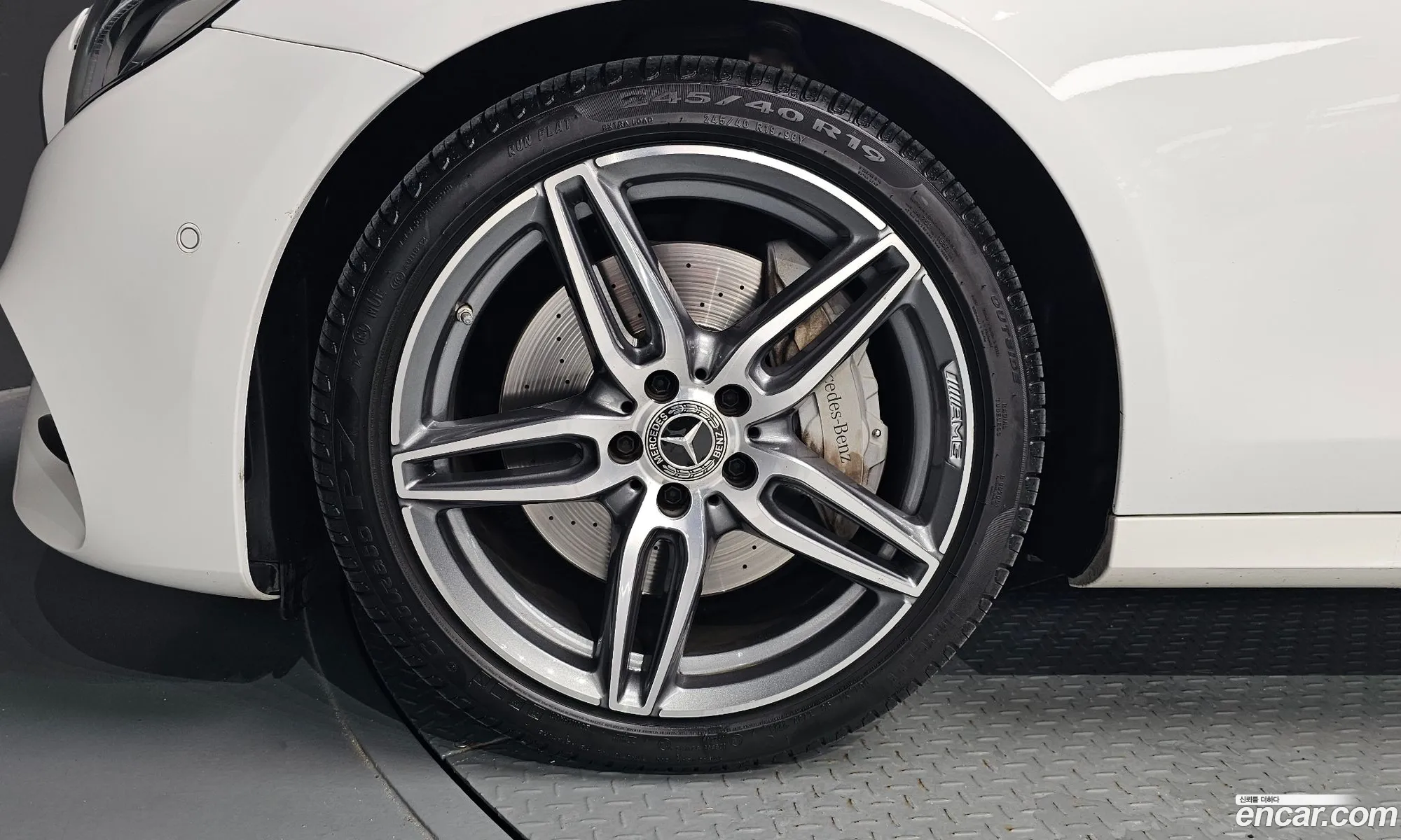 Mercedes-Benz E-Klasse V W213 S213 C238 E300 Amg Line 2019 - фотография 17867411