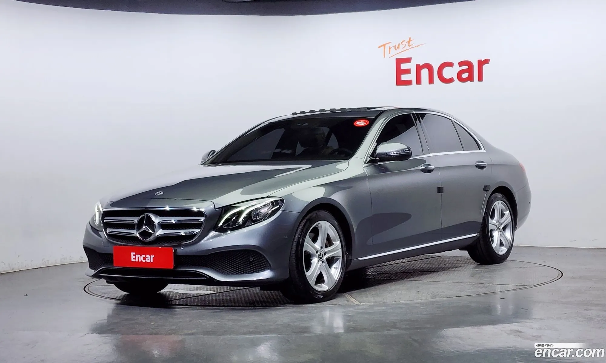 Mercedes-Benz E-Klasse V W213 S213 C238 E200 Avant Garde 2018 - фотография 17360498