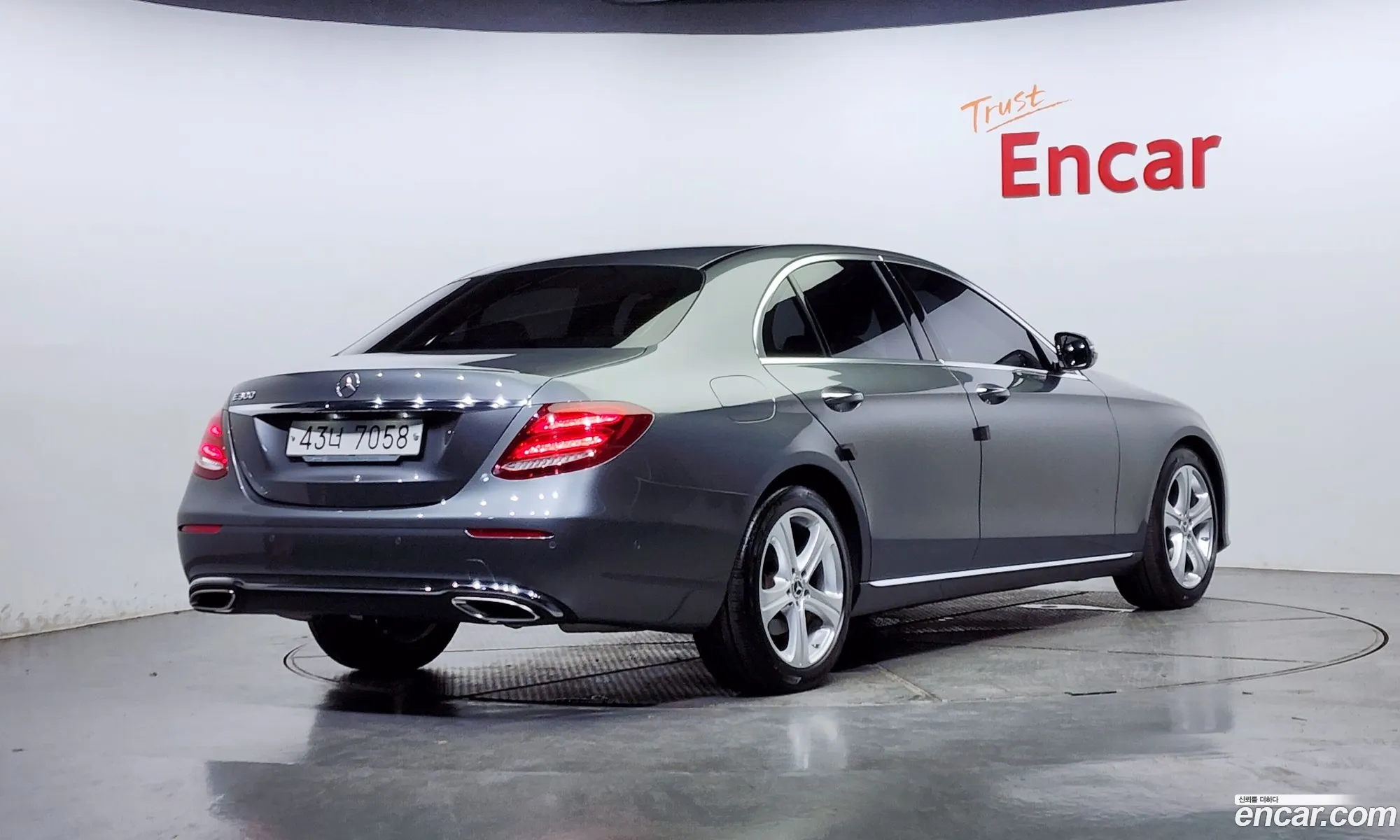 Mercedes-Benz E-Klasse V W213 S213 C238 E200 Avant Garde 2018 - фотография 17360499