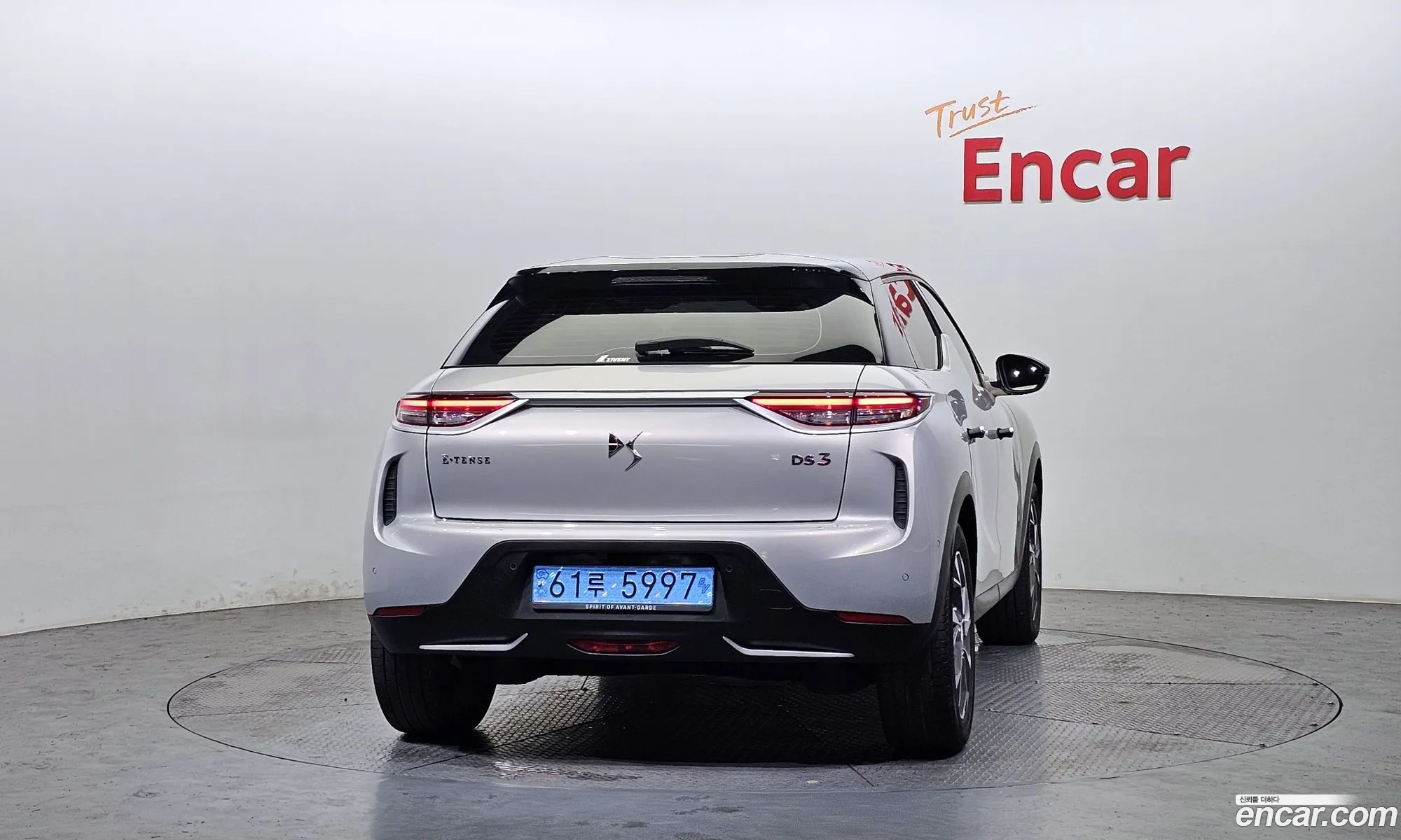 Citroen Ds3 E-Tense Grand Chic 2021 - фотография 2049220