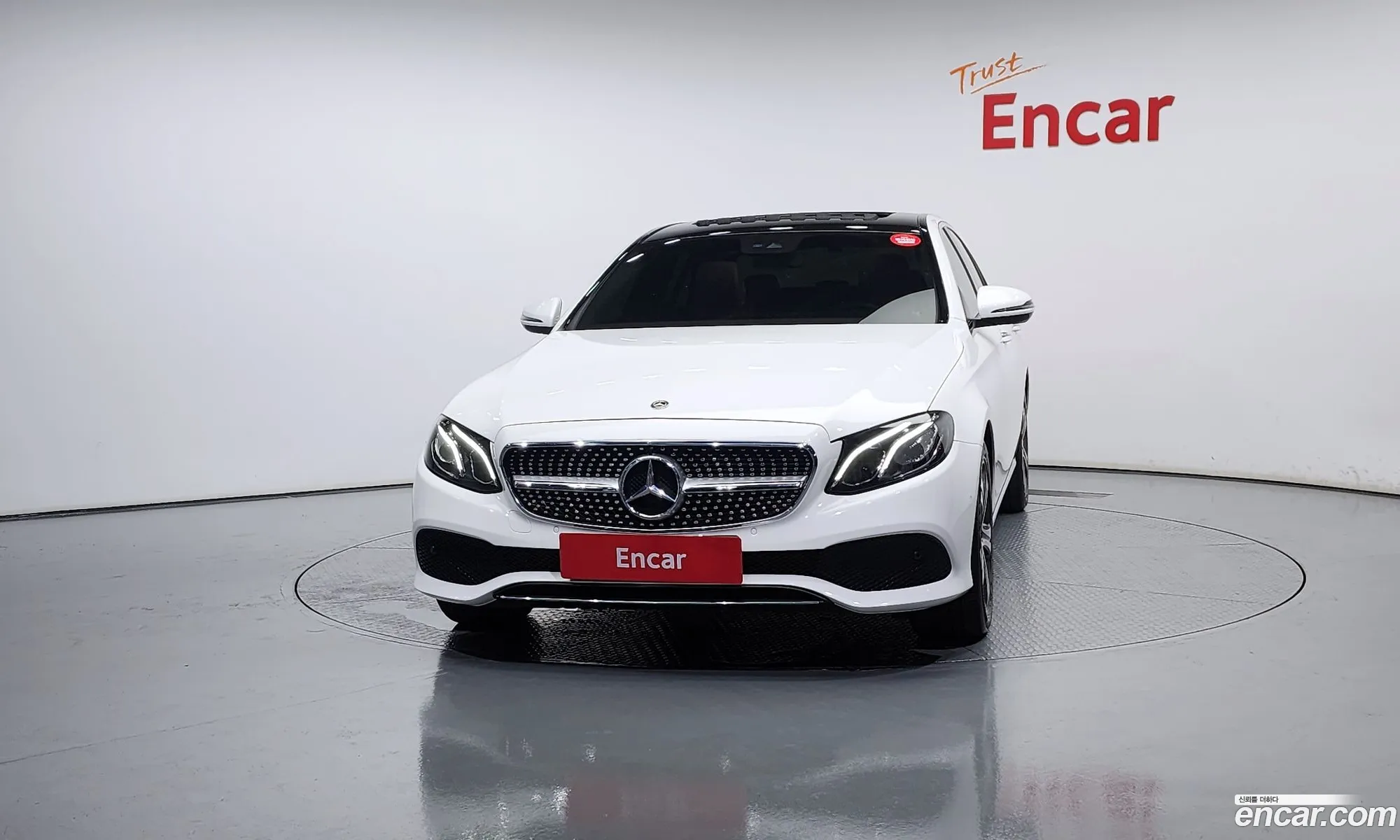 Mercedes-Benz E-Klasse V W213 S213 C238 E300 Avantgarde 2018 - фотография 17360525