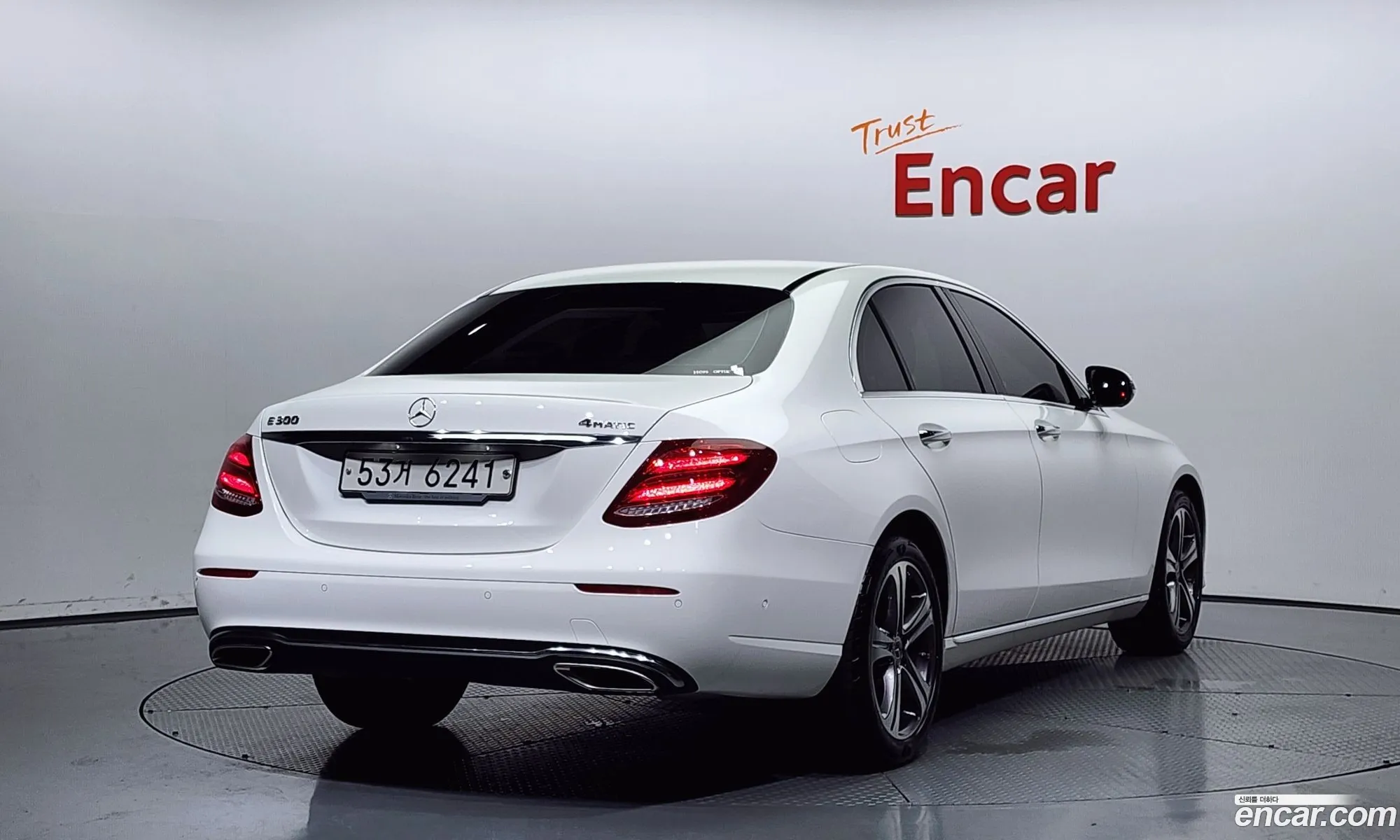 Mercedes-Benz E-Klasse V W213 S213 C238 E300 4Matic Avant Garde 2018 - фотография 17282407