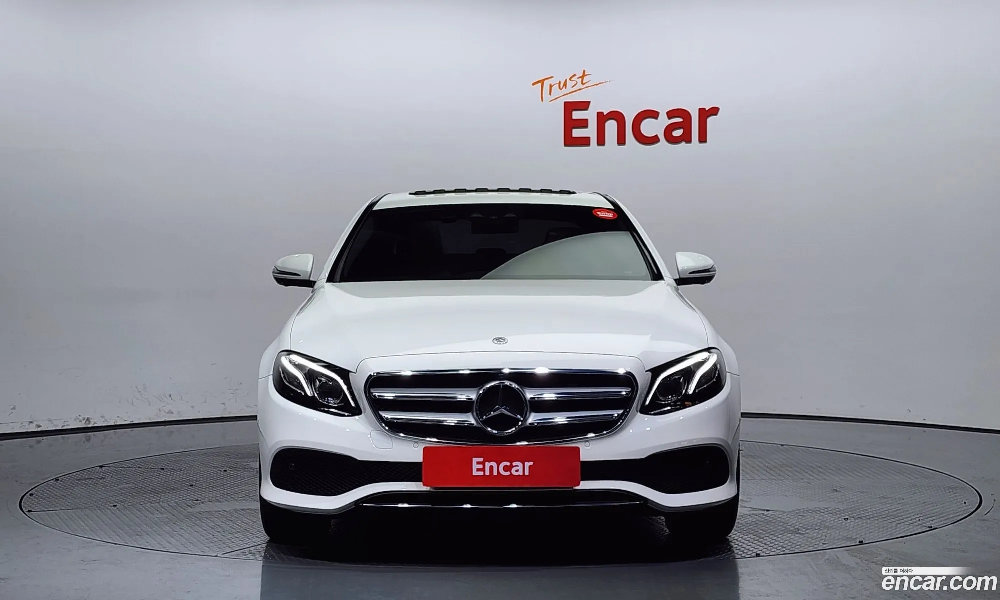 Mercedes-Benz E-Klasse V W213 S213 C238 E300 4Matic Avant Garde 2018 - фотография 17282408