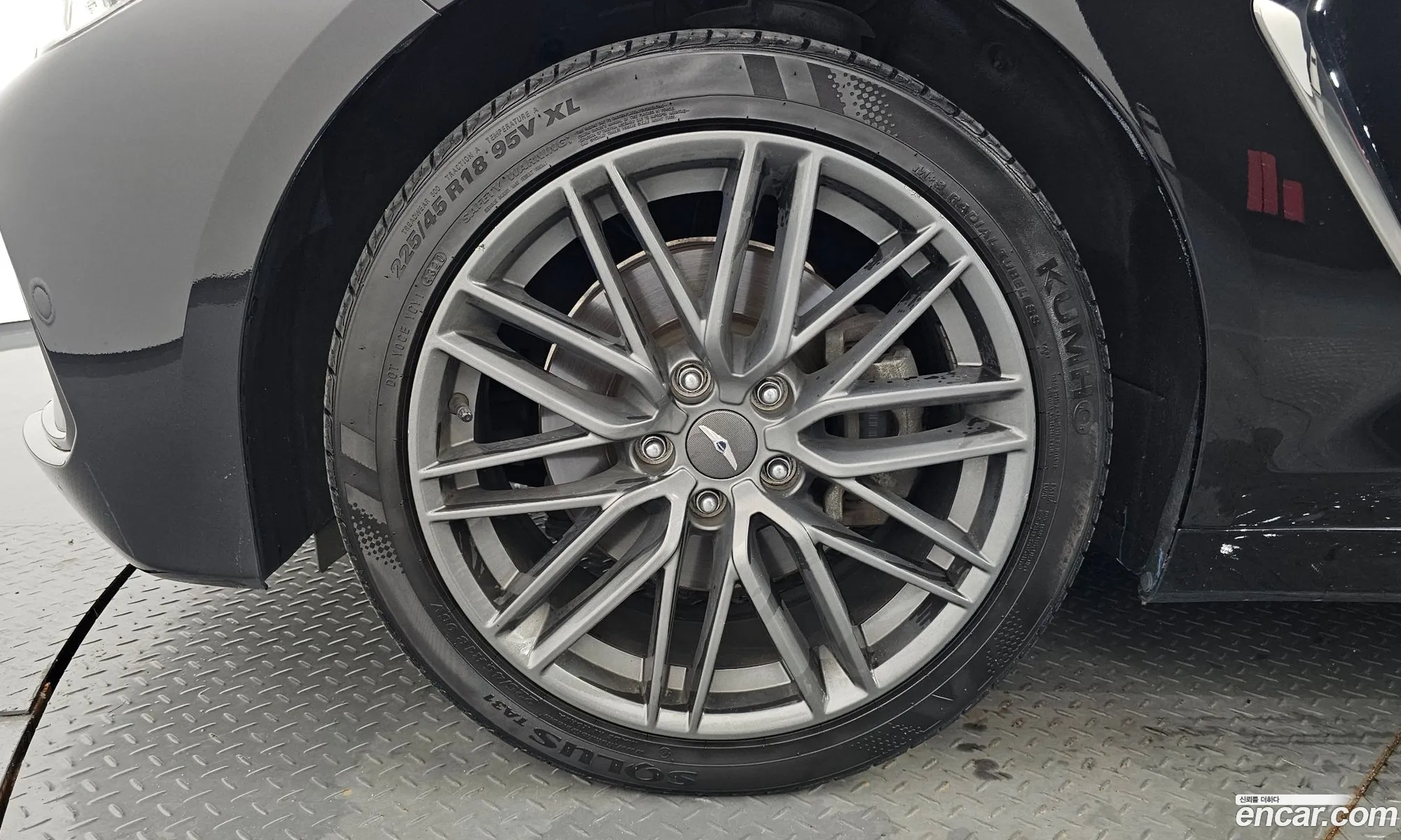 Genesis G70 I 20T Awd 2018 - фотография 12593508