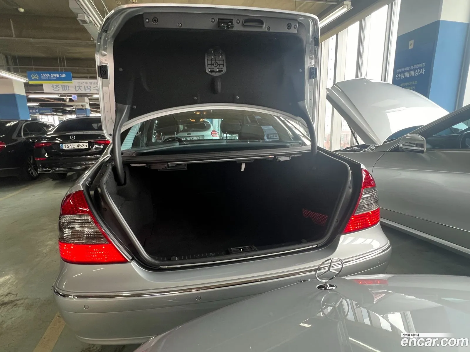 Mercedes-Benz E-Klasse E200K 2009 - фотография 17867459