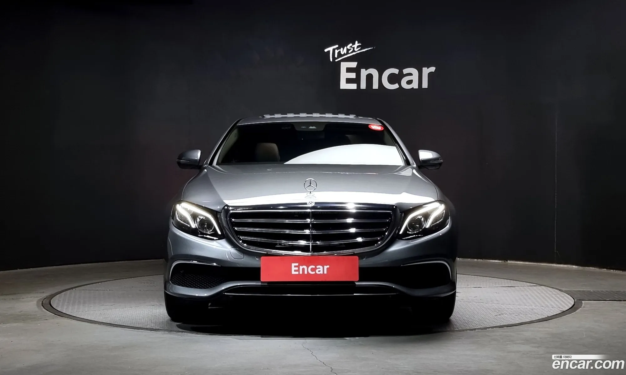 Mercedes-Benz E-Klasse V W213 S213 C238 E220D Exclusive 2019 - фотография 17833142