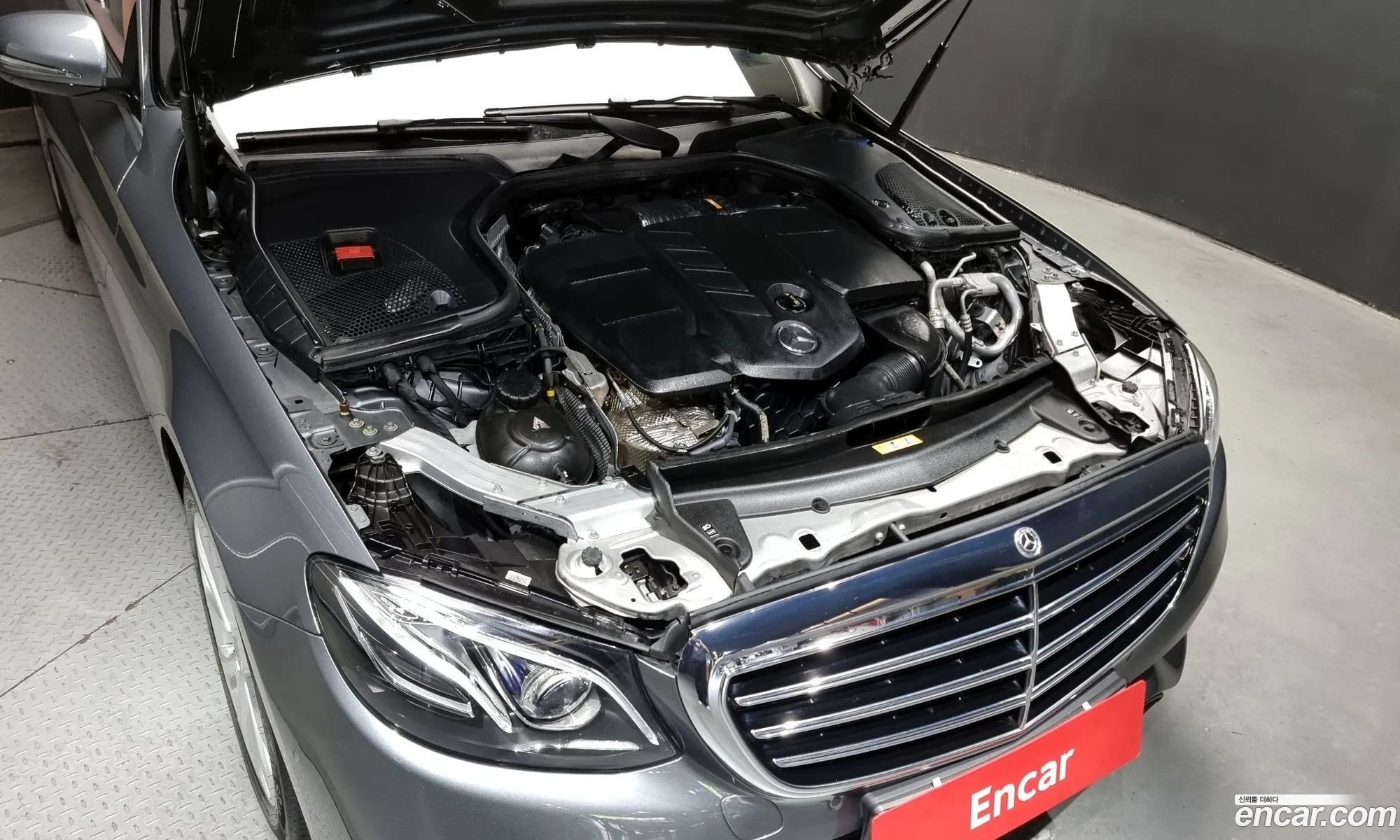 Mercedes-Benz E-Klasse V W213 S213 C238 E220D Exclusive 2019 - фотография 17833145