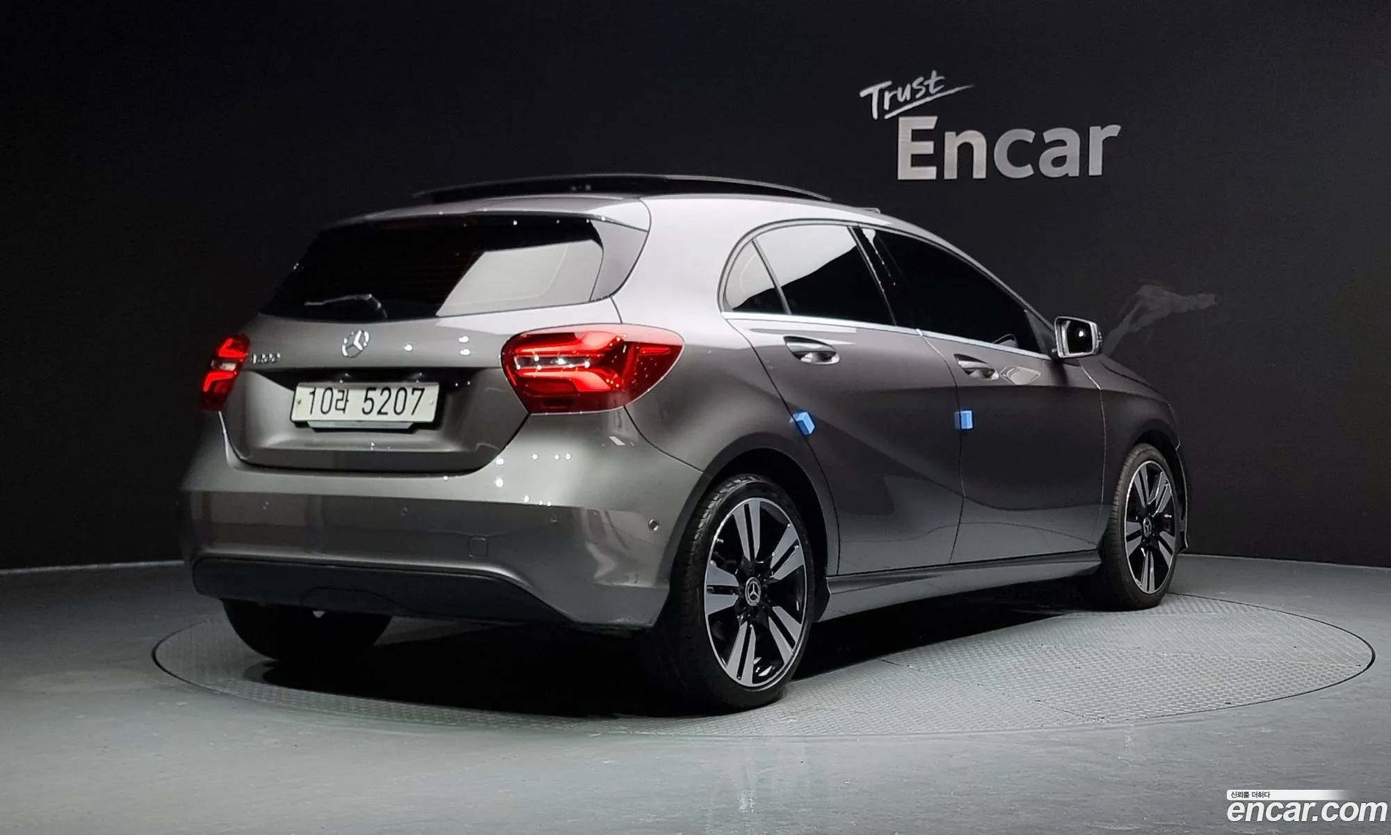 Mercedes-Benz A-Klasse A200 2018 - фотография 17360512