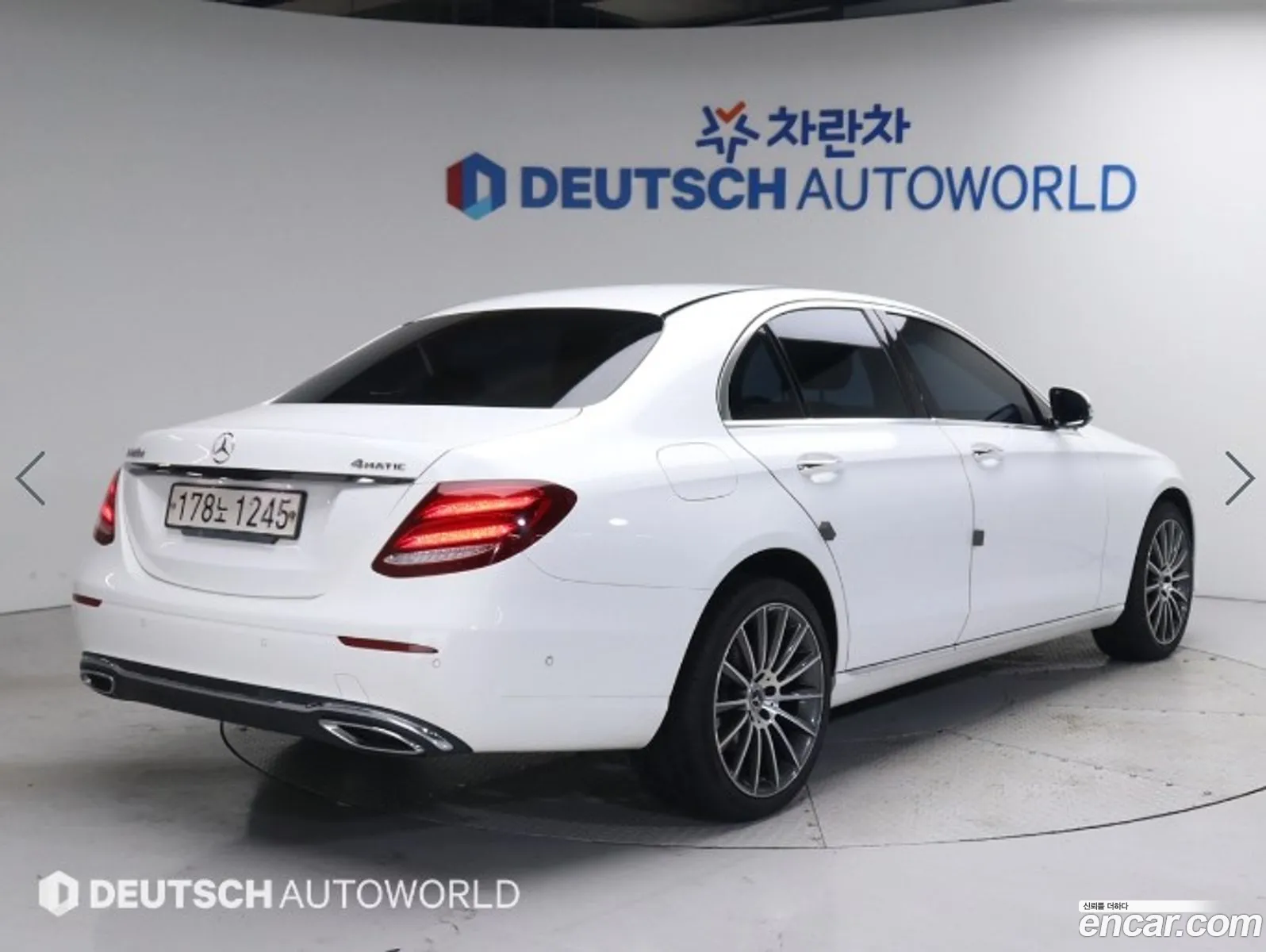 Mercedes-Benz E-Klasse E220D 4Matic Avant Garde 2017 - фотография 17833117