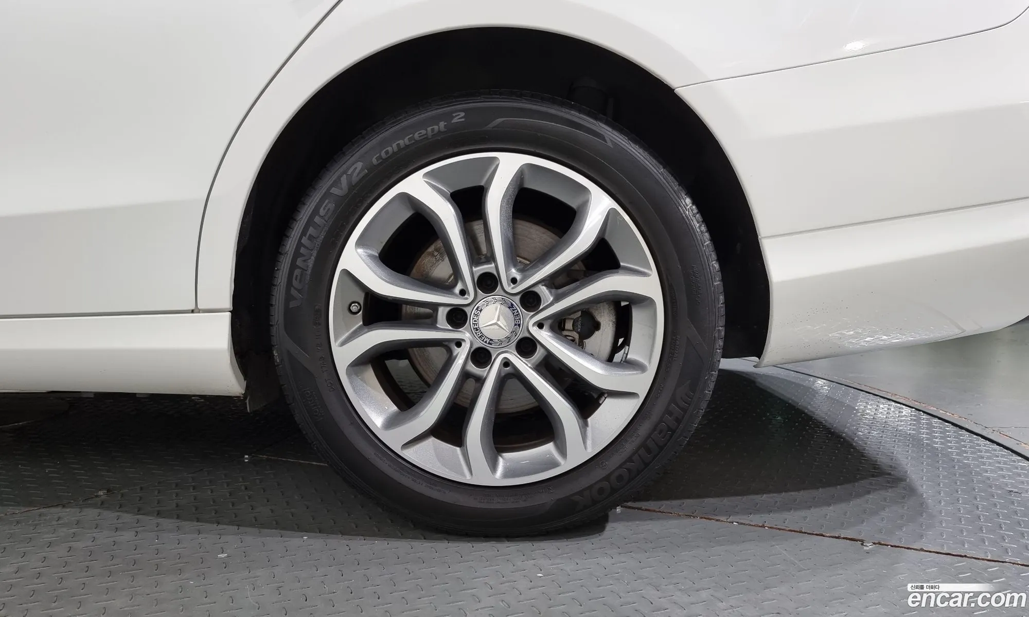 Mercedes-Benz C-Klasse Iv W205 C200 D 2015 - фотография 17434622