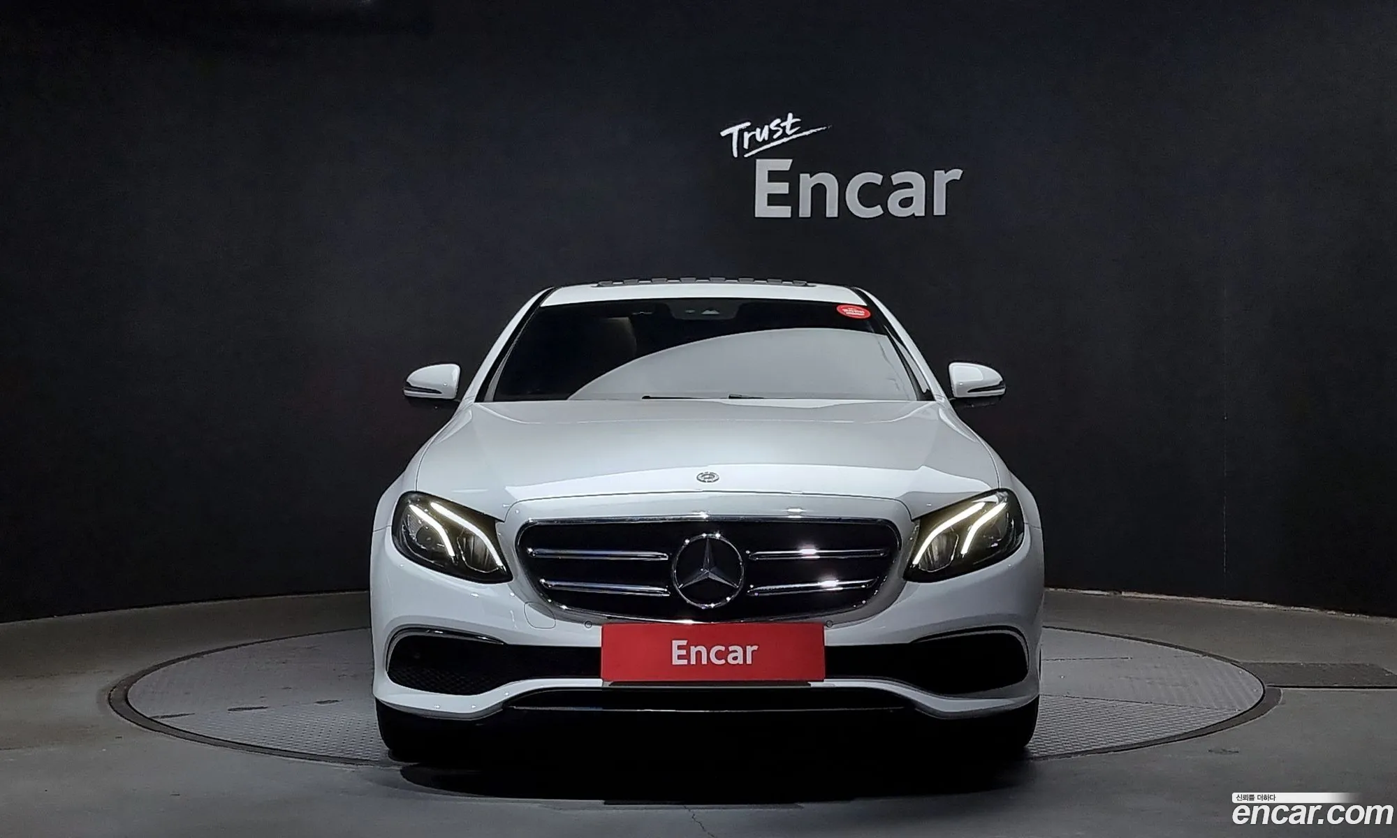 Mercedes E-Class W213 E250 Avantgarde - фотография 17833106