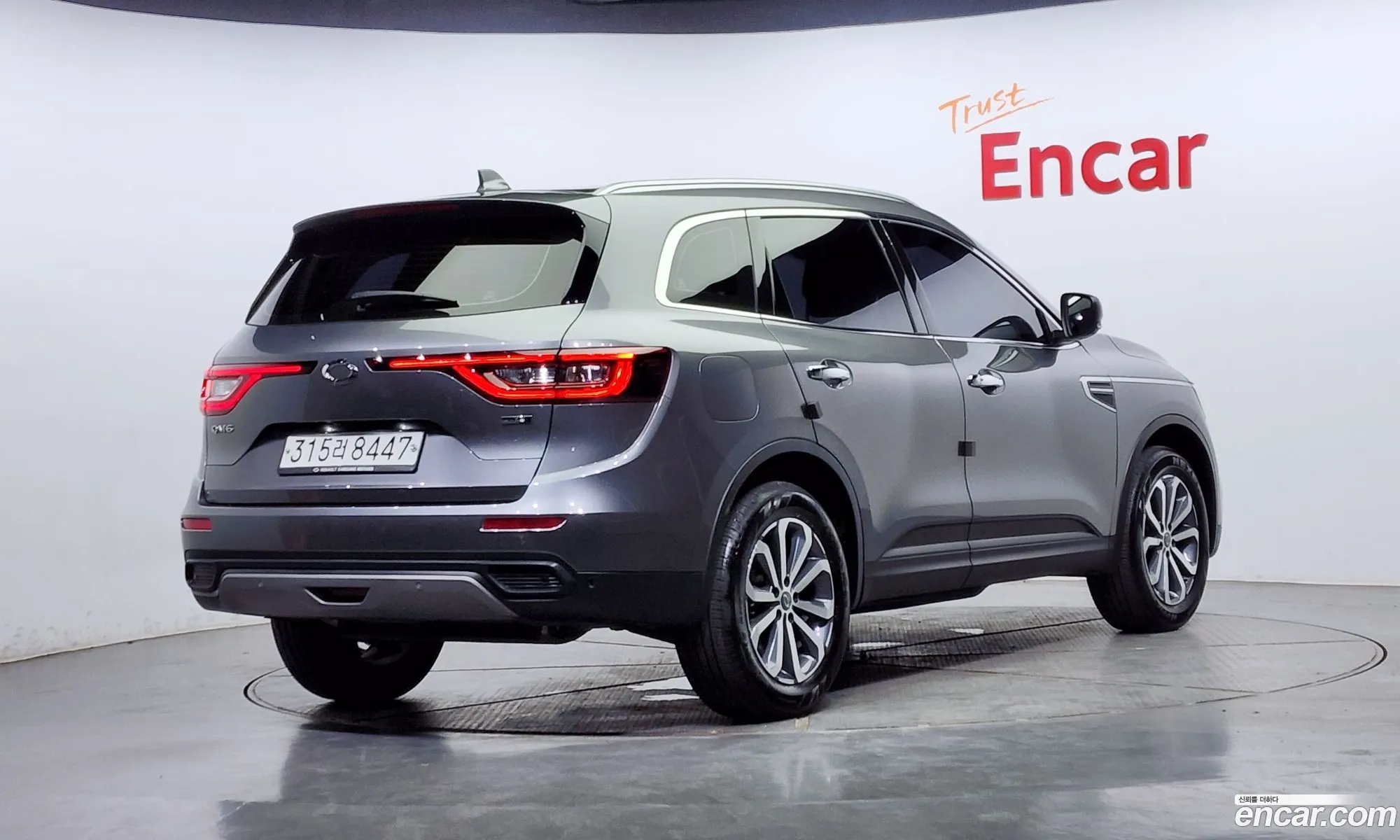 Renault Samsung Qm6 20 Lpe Re 2Wd 2020 - фотография 1236000