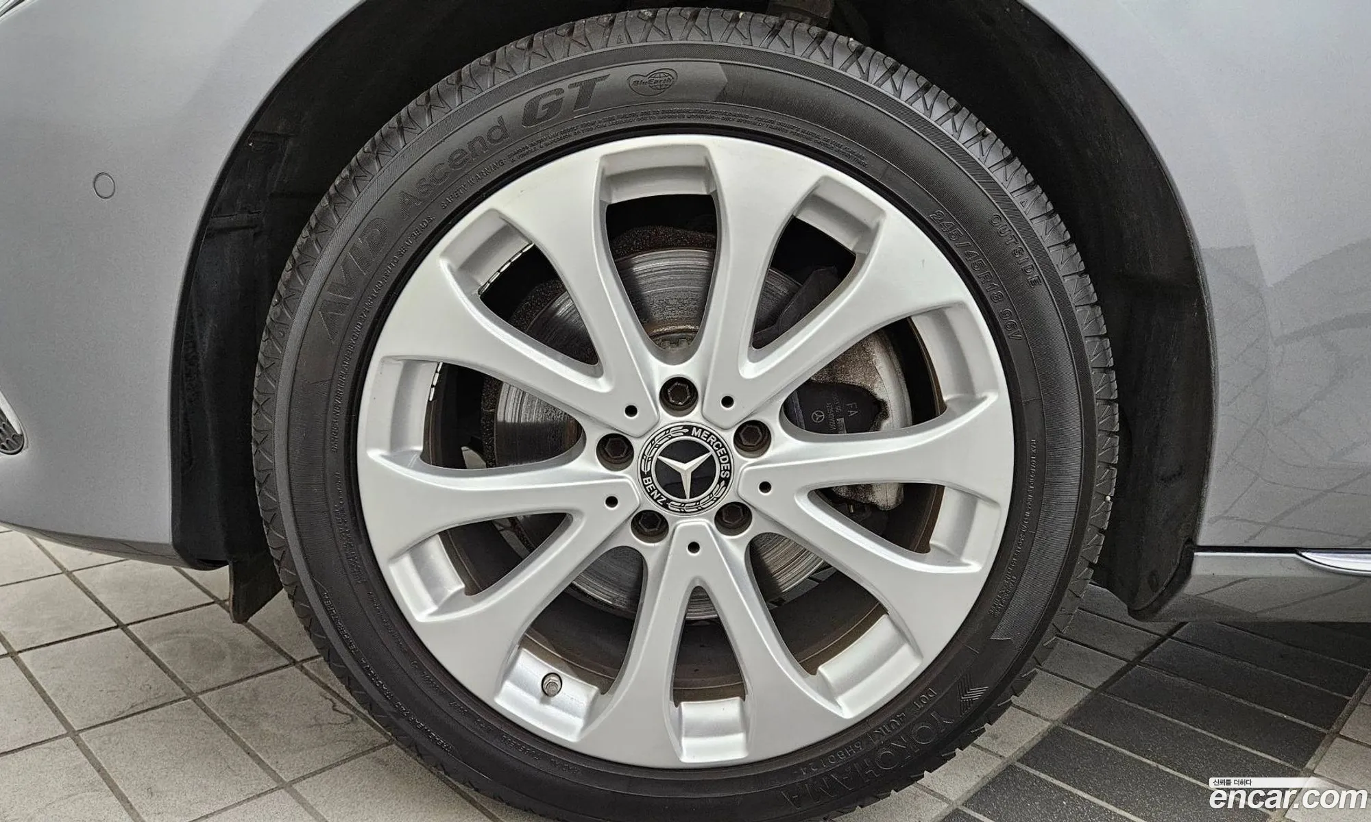 Mercedes-Benz E-Klasse V W213 S213 C238 E220D 4Matic Exclusive 2020 - фотография 17434222